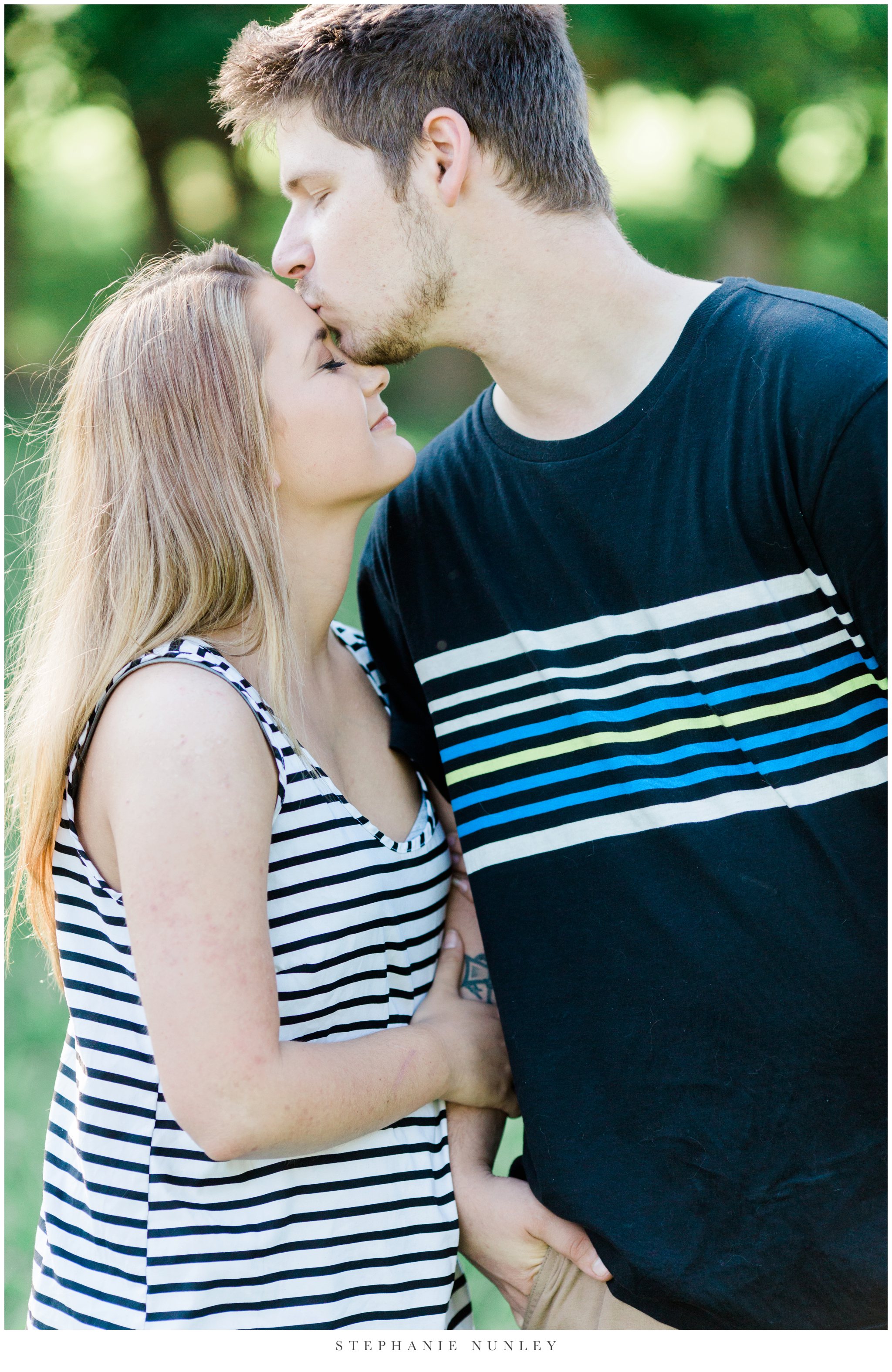 bella-vista-arkansas-engagement-photographs-0004.jpg