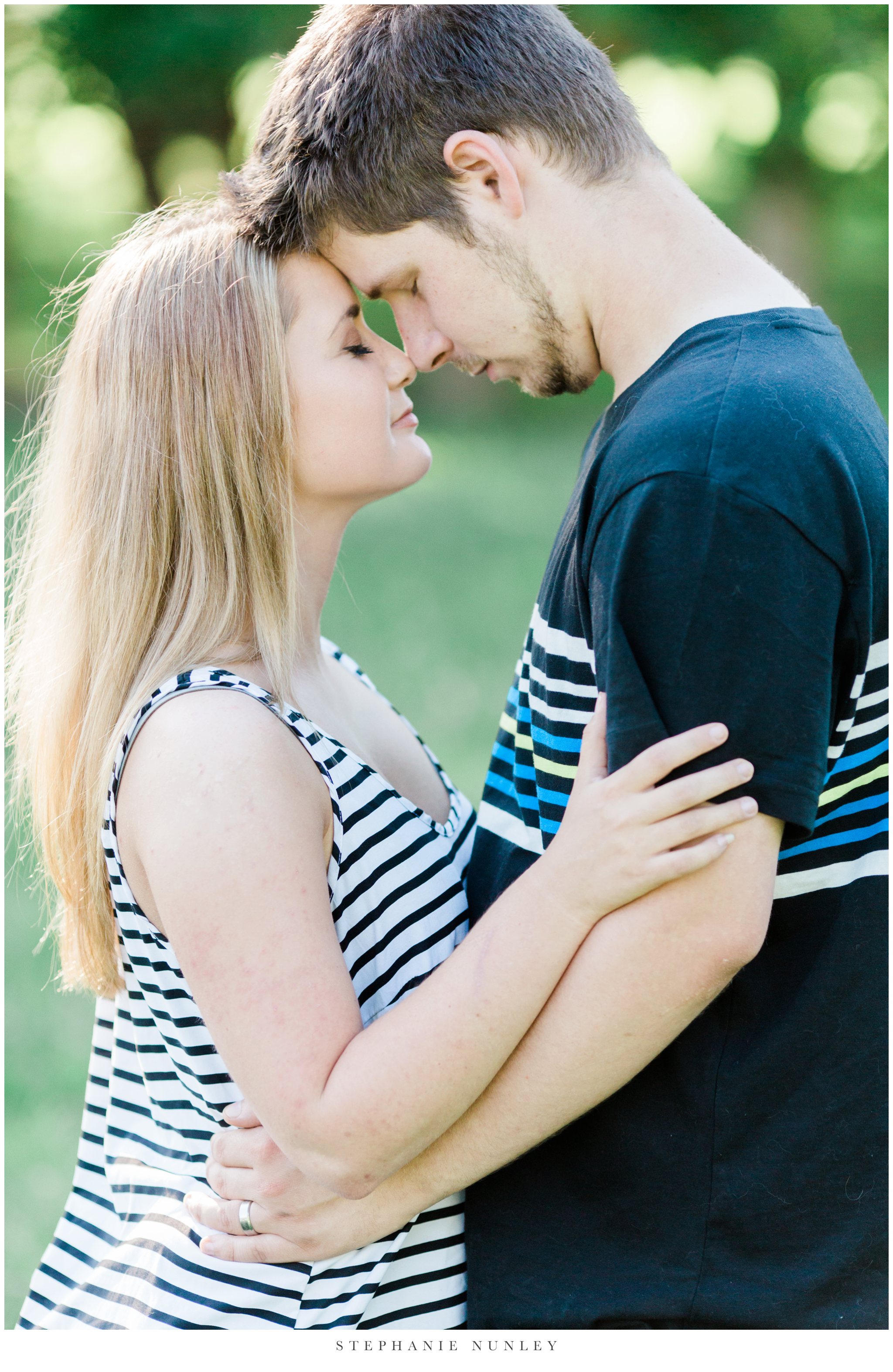bella-vista-arkansas-engagement-photographs-0005.jpg