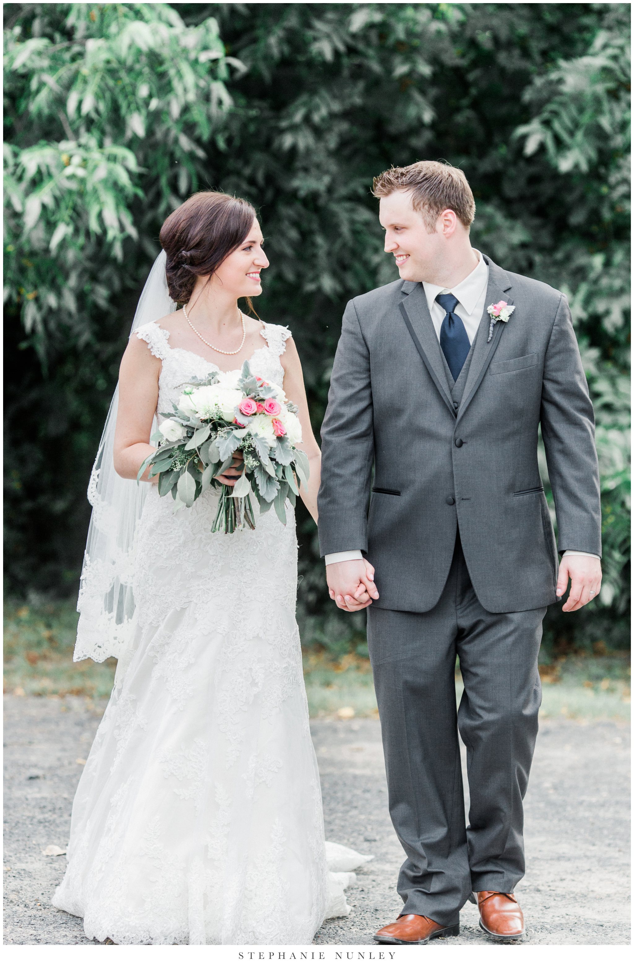 arkansas-outdoor-film-inspired-wedding-0074.jpg