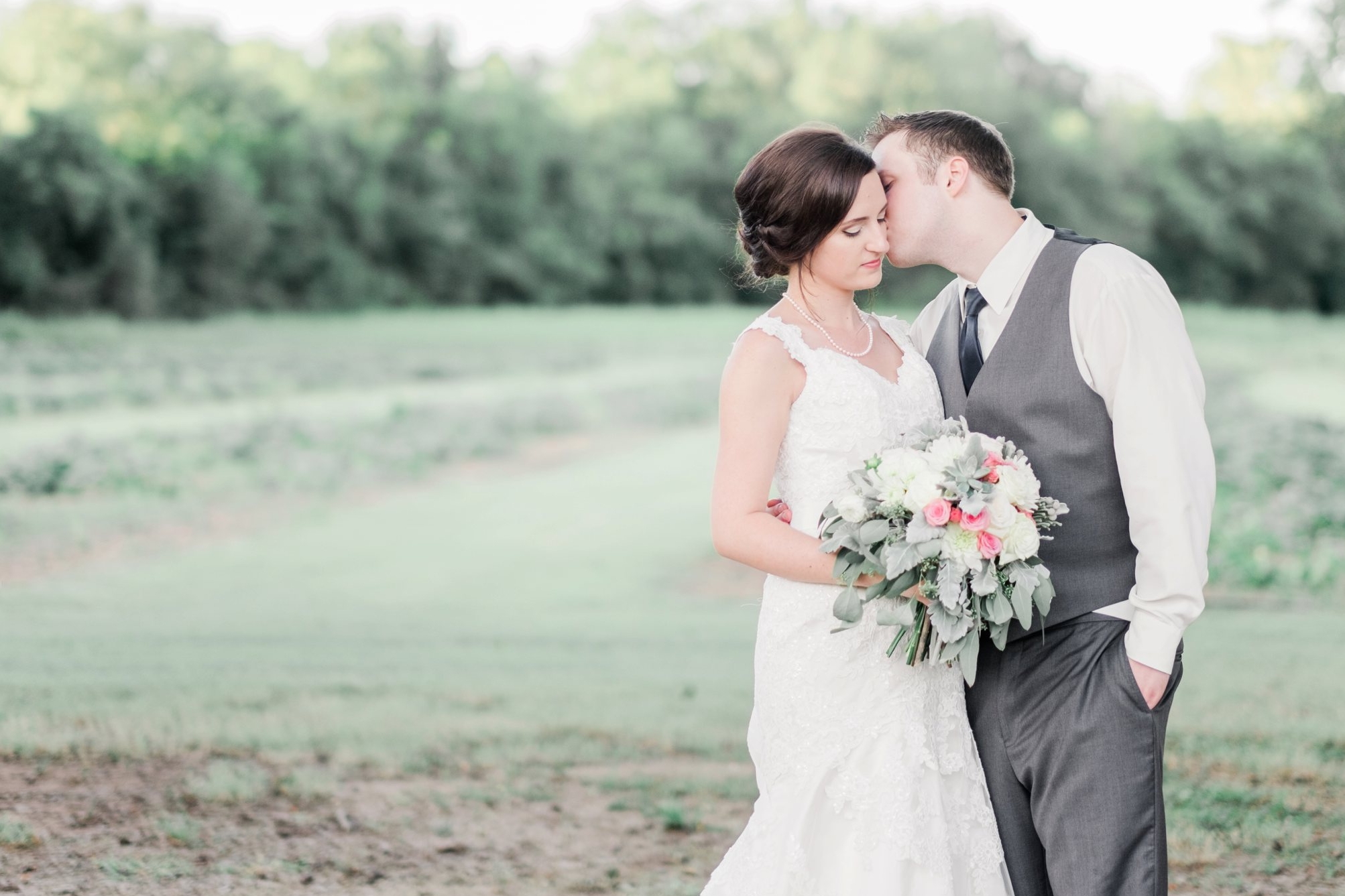 An Arkansas Wedding at BoBrook Farms | Langston & Kelsey