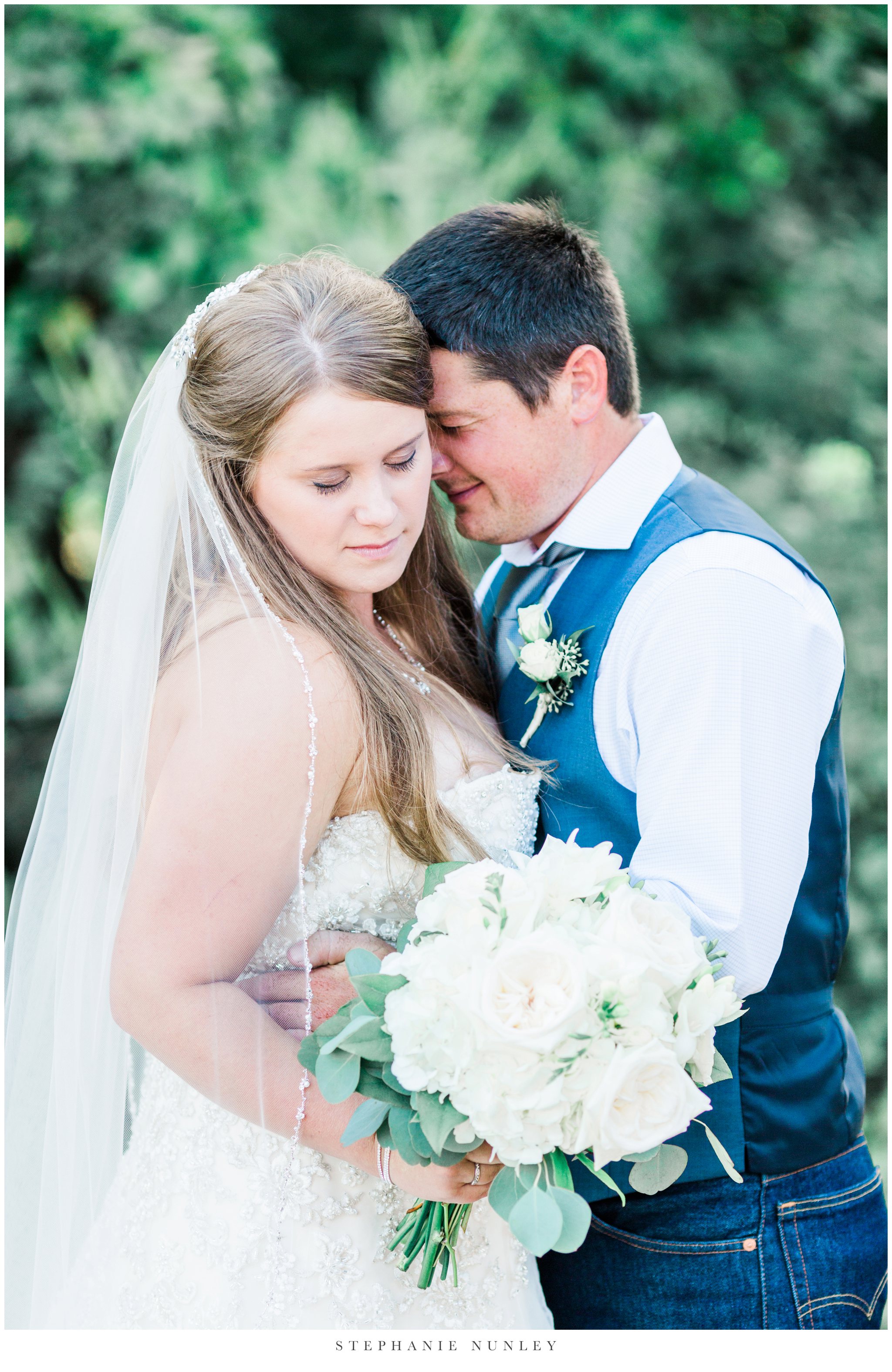 blue-and-blush-arkansas-wedding-0022e.jpg