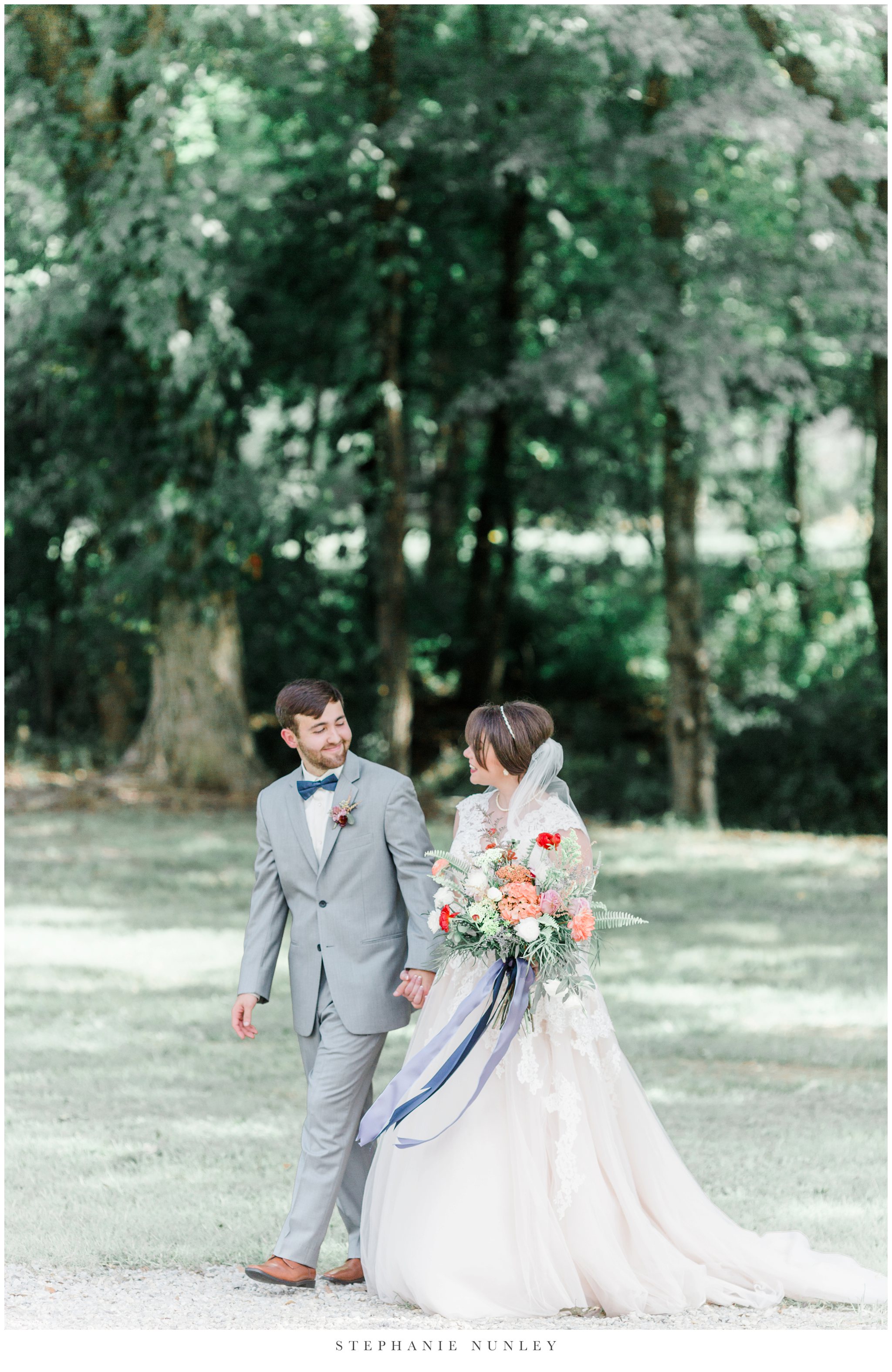 arkansas-wedding-with-lush-wildflower-bouquet-0060.jpg