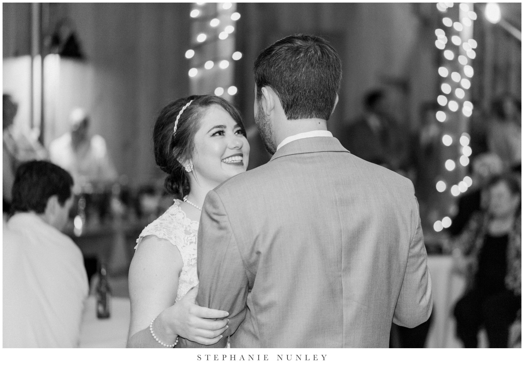 arkansas-wedding-with-lush-wildflower-bouquet-0145.jpg