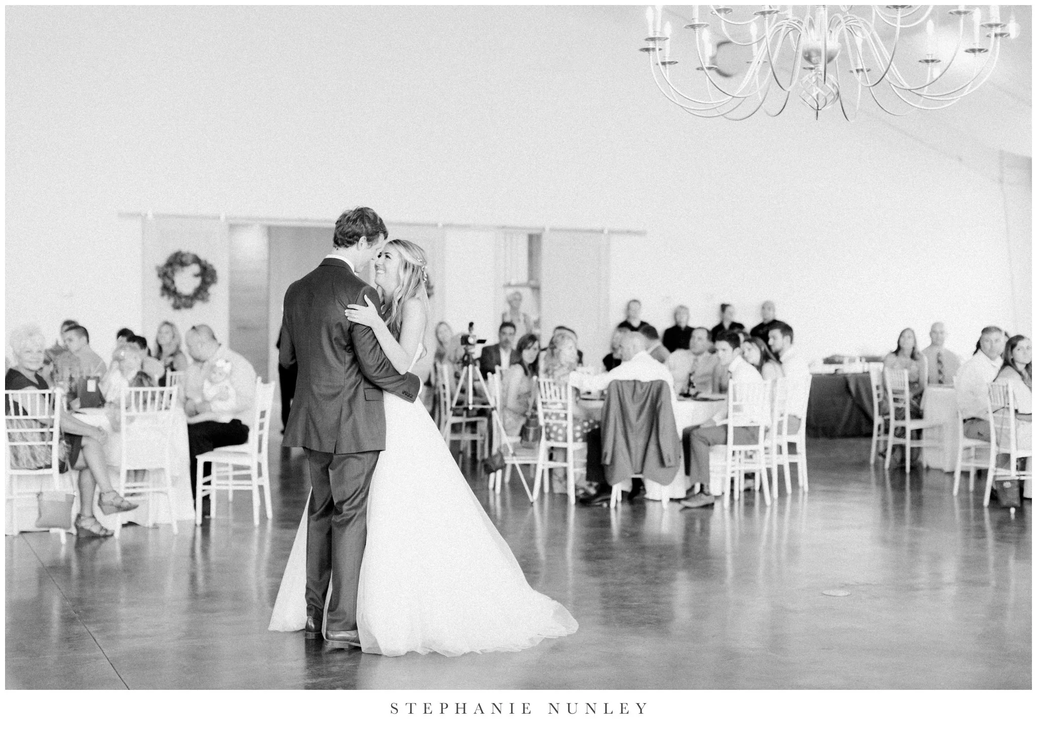 cold-springs-wedding-photos-in-arkansas-0105.jpg
