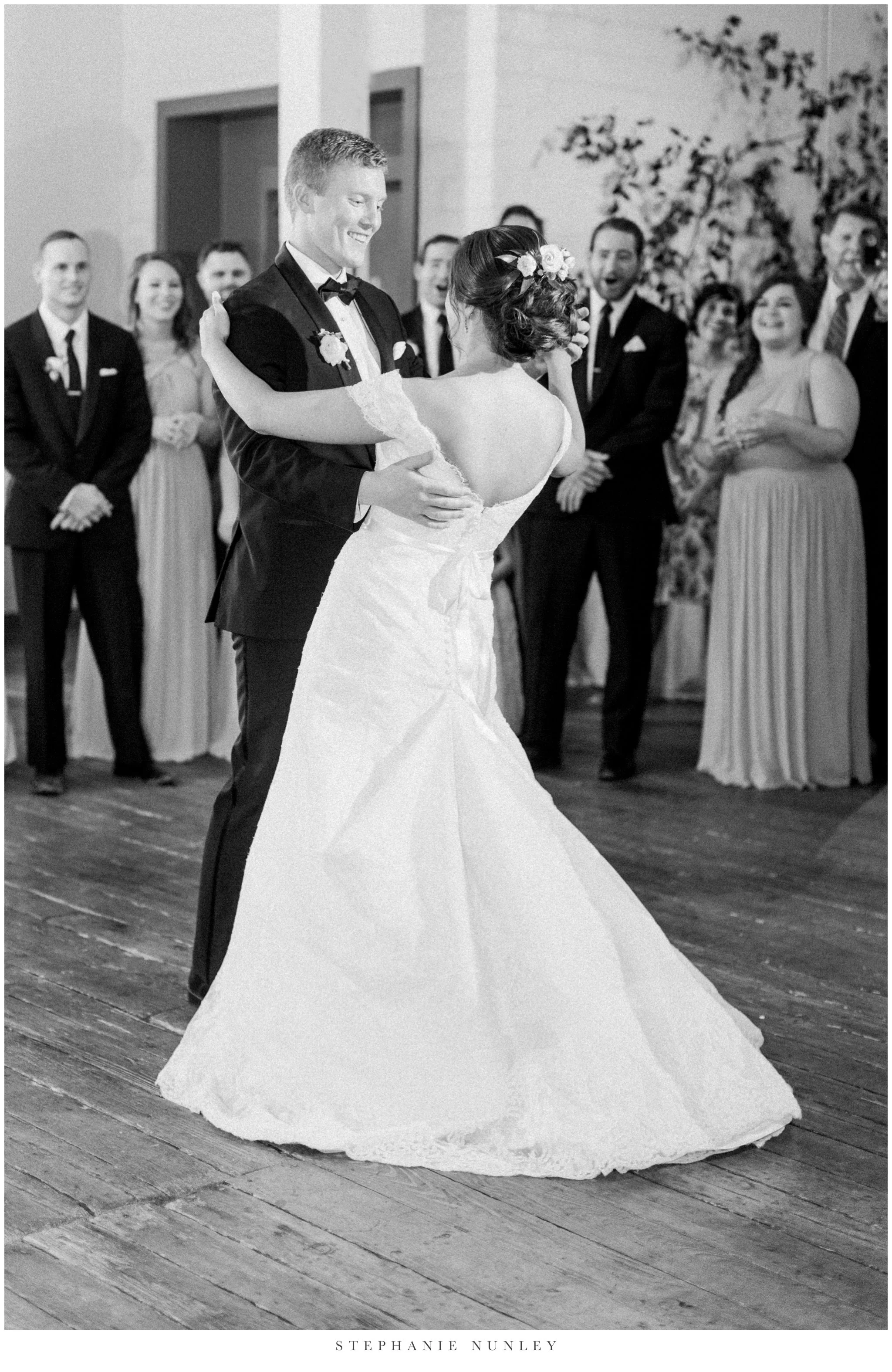 modern-romantic-arkansas-wedding-photos-0077.jpg