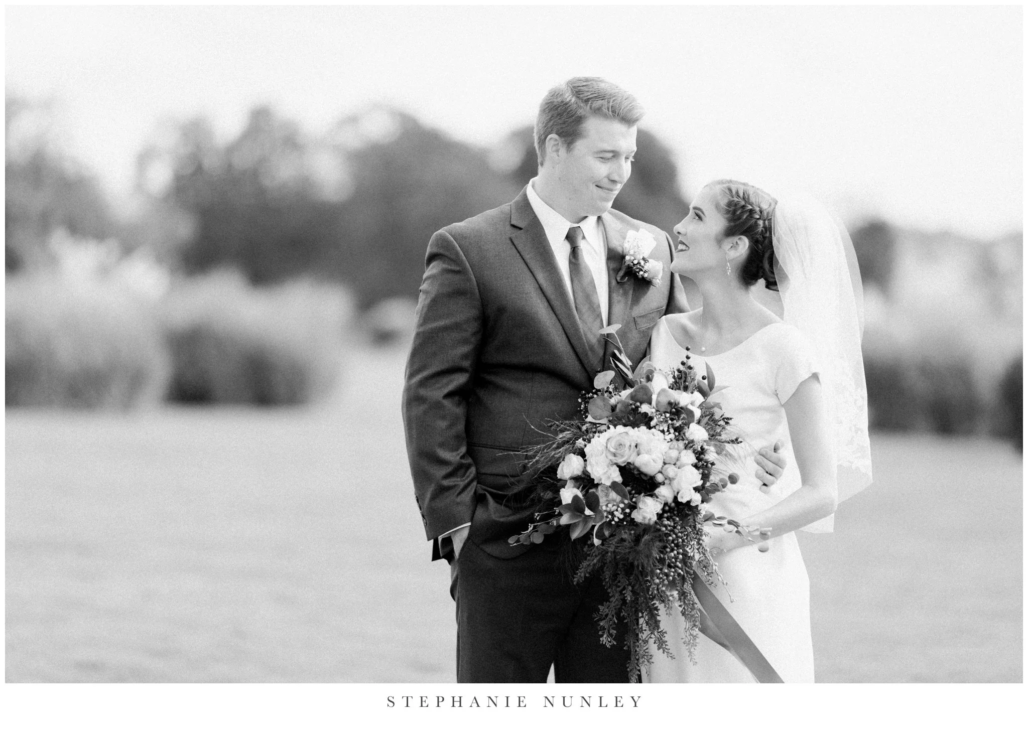 first-baptist-rogers-wedding-photos-0048.jpg