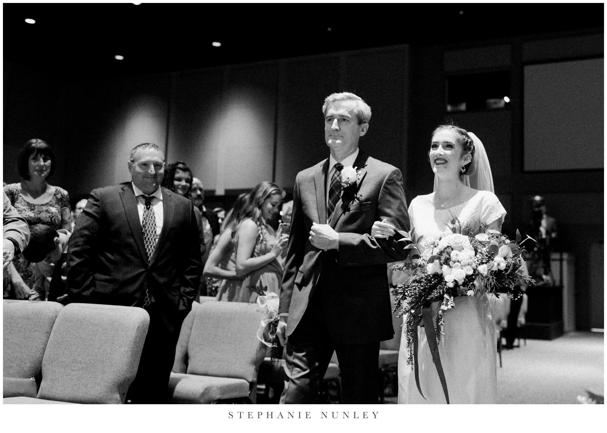first-baptist-rogers-wedding-photos-0068.jpg