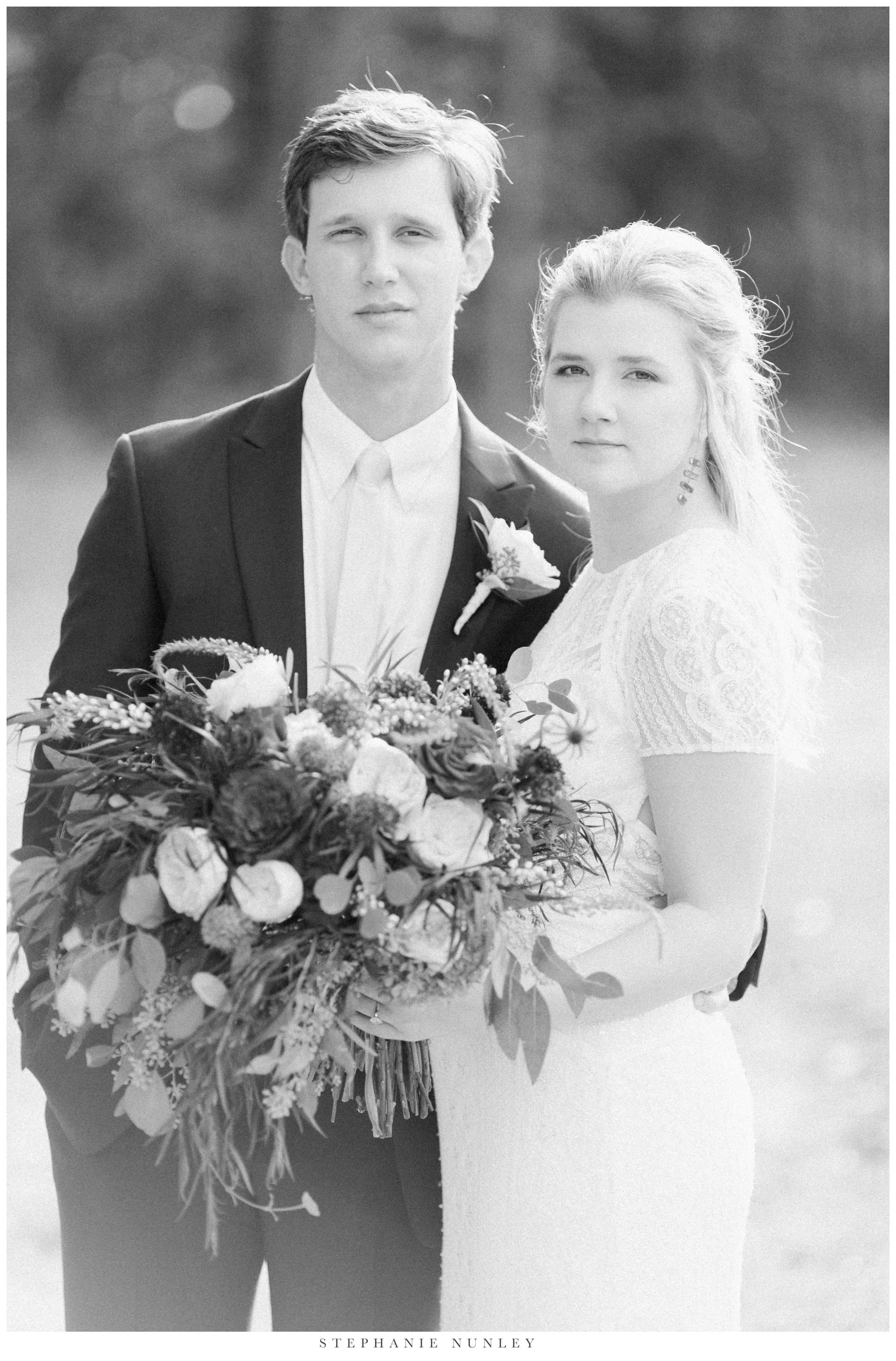 fall-arkansas-country-club-wedding-photos-059.jpg