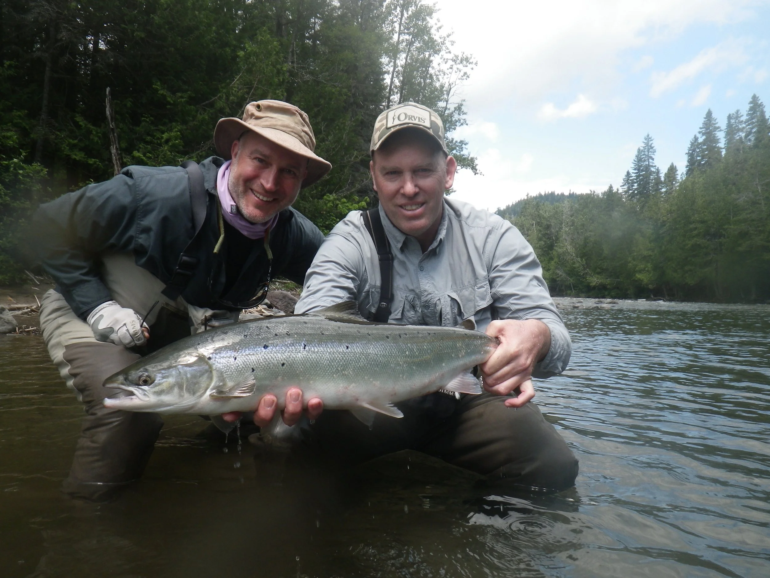 Martin Weaver (right) comes all the way from Argentina each year, a professional guide at Tecka Lodge he's a great fisherman!, nice one Martin