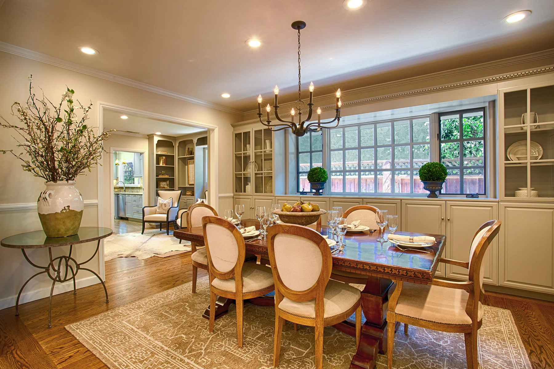 Dining-1F.jpg
