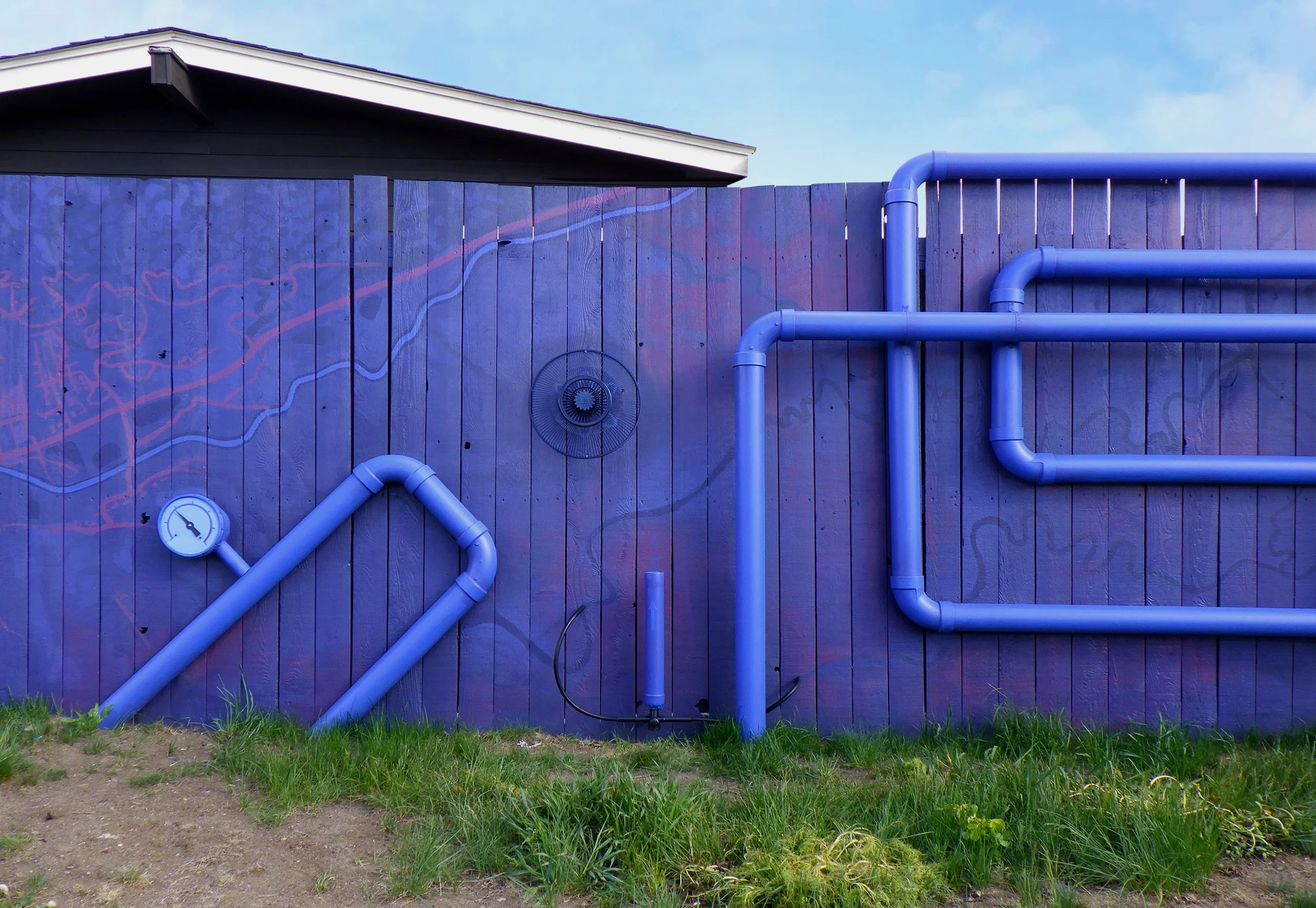 Cesen_Silverthorne-Fence_Red-Purple_18_1900px.jpg