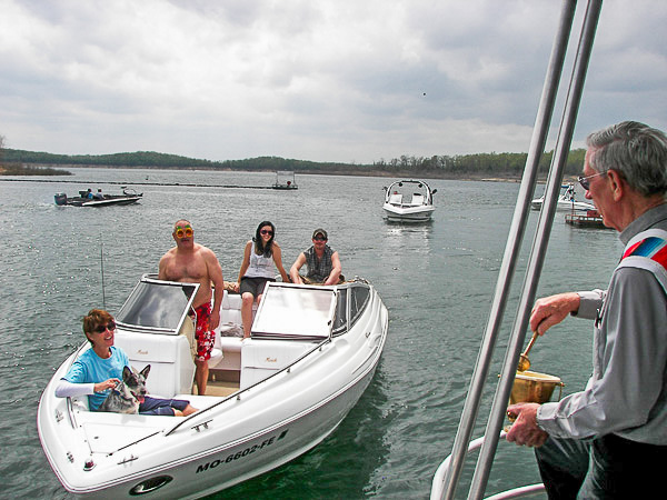 Pontiac_Cove_Marina_on_Bull_Shoals_Lake-5.jpg