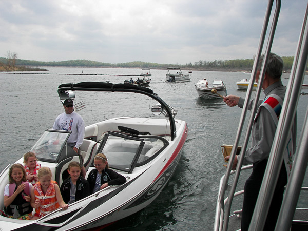 Pontiac_Cove_Marina_on_Bull_Shoals_Lake-3.jpg