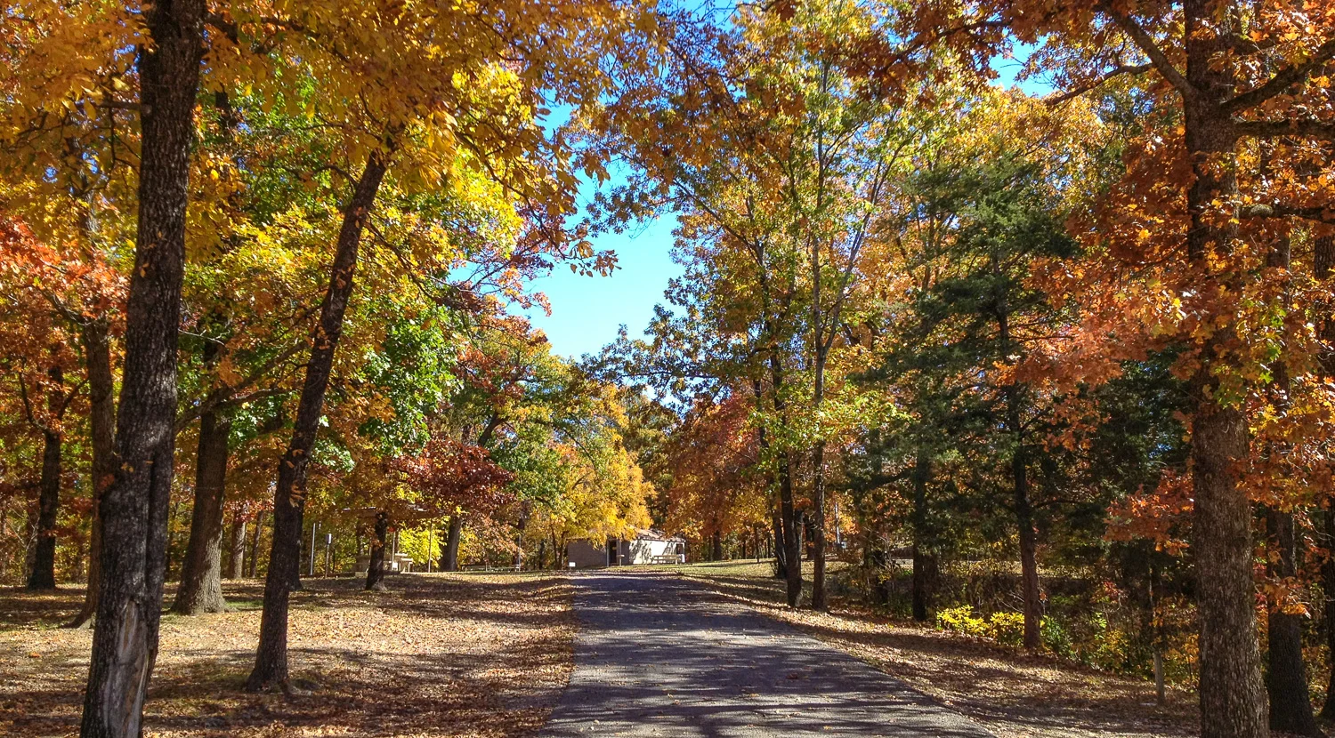 Pontiac_Campground_on_Bull_Shoals_Lake_in_Southern_Missouri.jpg