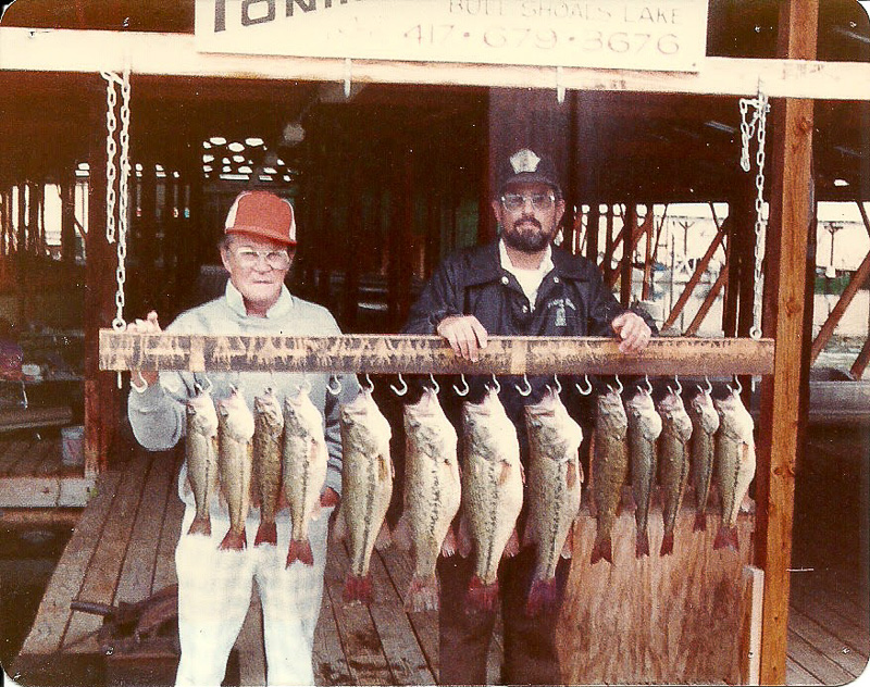 Pontiac_Boat_Dock__now_Pontiac_Cove_Marina_on_Bull_Shoals_Lake.jpg