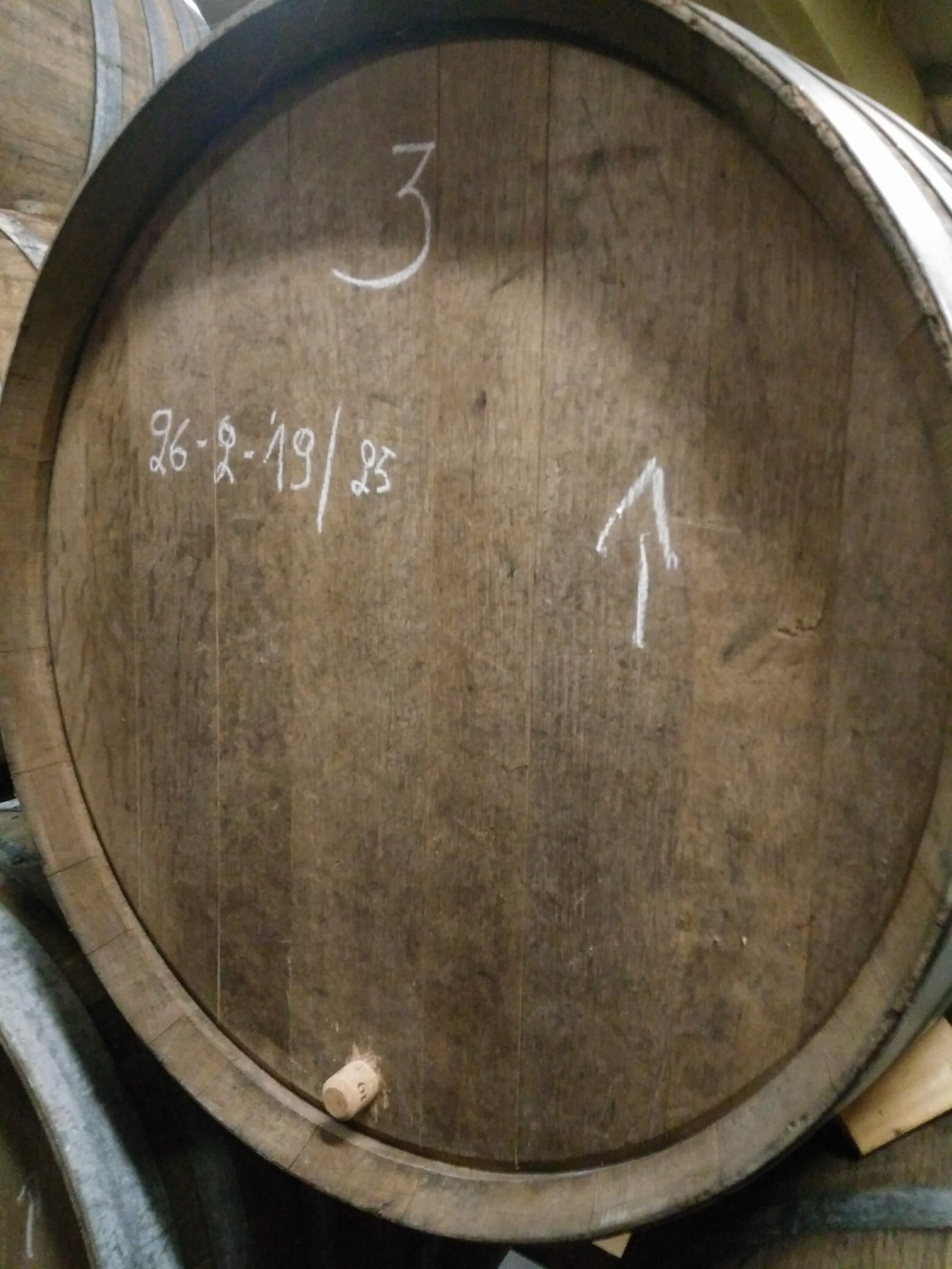  A barrel with beer brewed by 3F. The up arrow indicates that it has been topped up. The date and volume is also shown.  