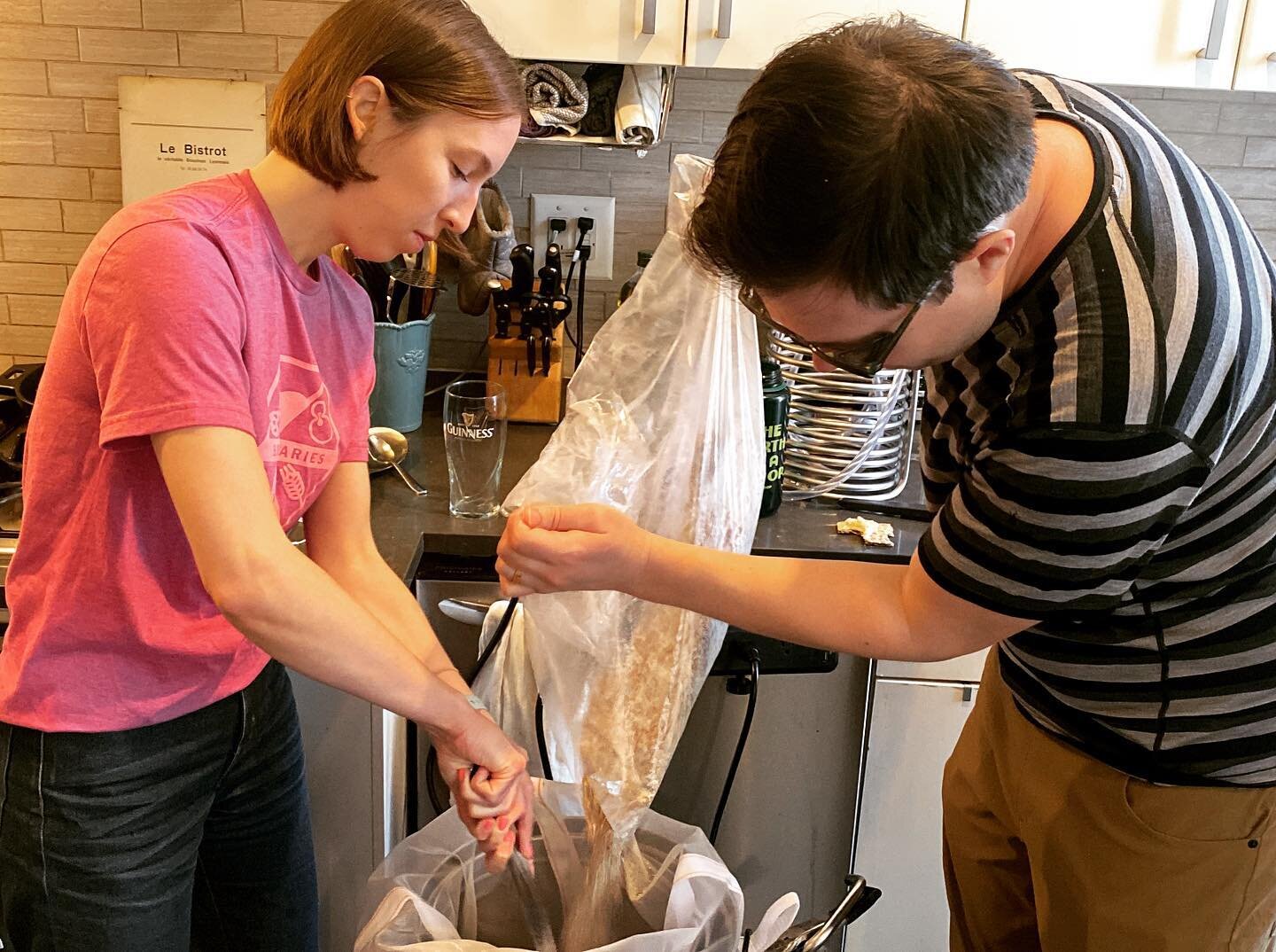 Officer brew day! The 2023 Brewminaries officers gathered today to brew a beer to be served at the 8th annual Anniversary Party later this month at @fiveboroughsbrewing. We decided on a dry Irish stout, and our treasurer @benkainz was kind enough to 