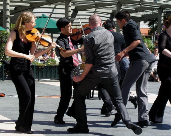 "StringWreck" on Union Square