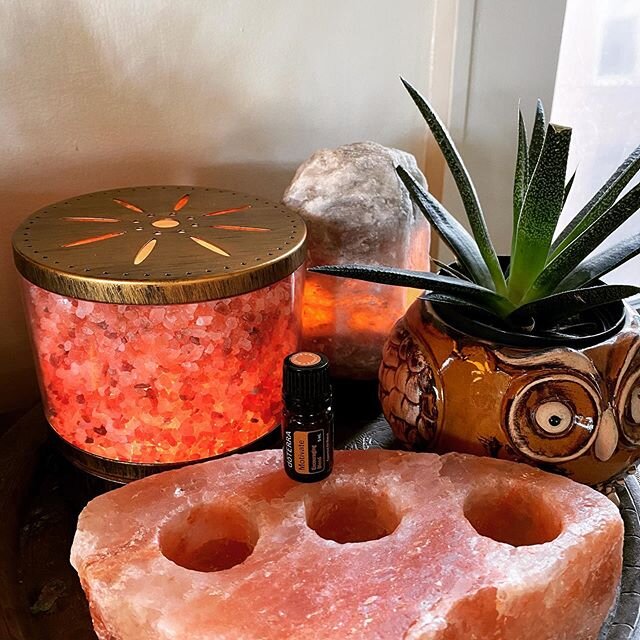 Now diffusing: MOTIVATE BLEND
Working remotely while the kids try out distance learning and trying to keep them away from friends and activities, on task and not fighting is hard work.
Working on a coupon code for this most beautiful Himalayan salt l