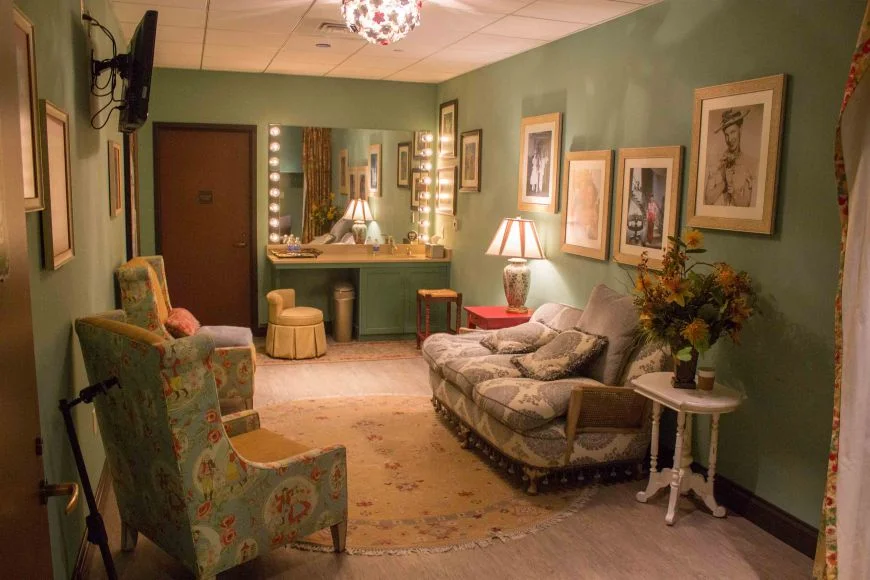 A typical dressing room at the Grand Ole Opry.
