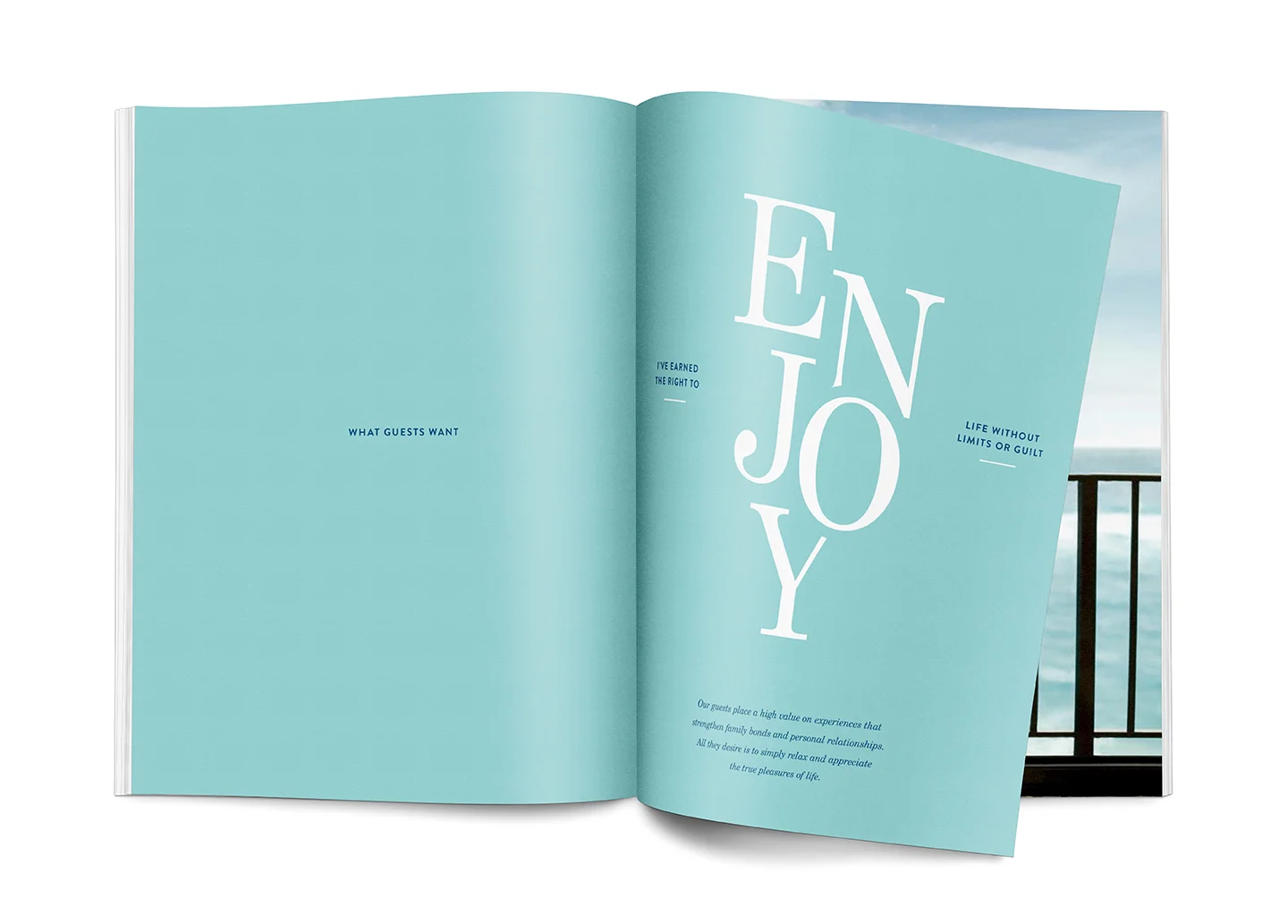 Photorealistic Magazine MockUp_2_web.jpg