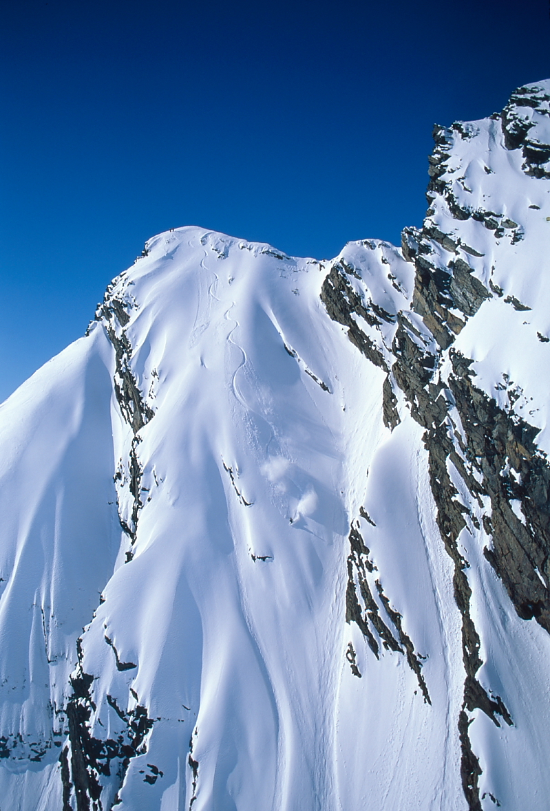 Alaska Snowboarding 3.JPG