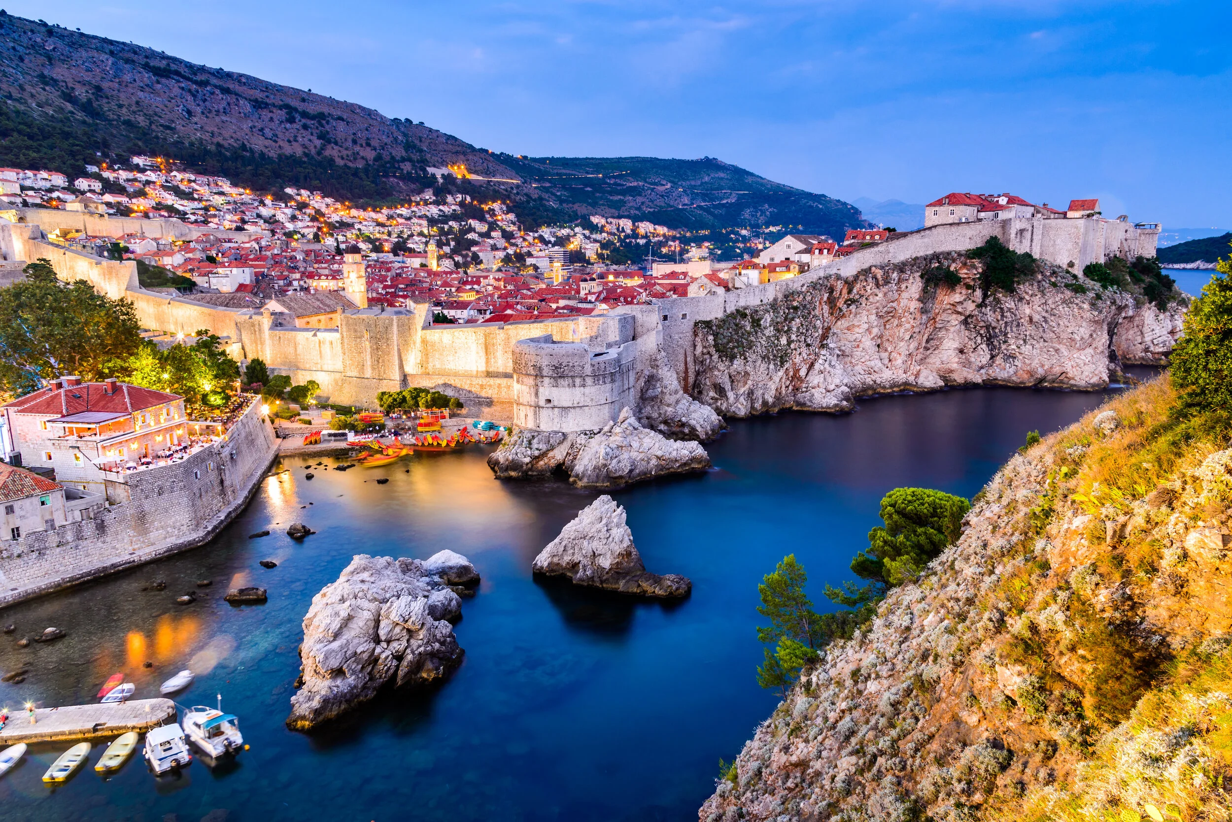 AdobeStock_118437151_DUBROVNIK.jpeg