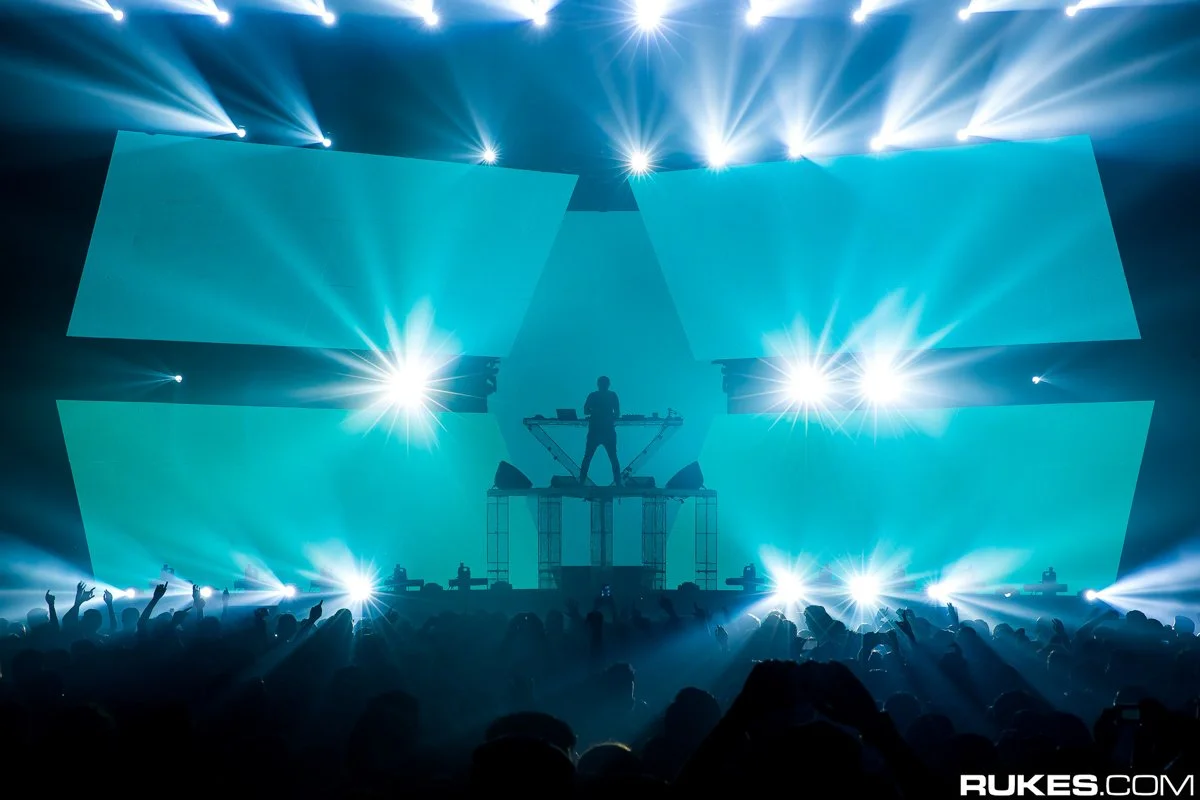 ZEDD-EchoTour-12.jpg