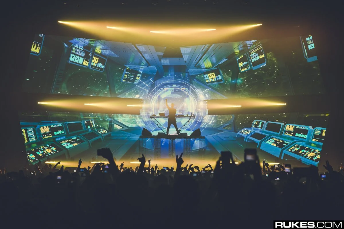 ZEDD-EchoTour-9.jpg
