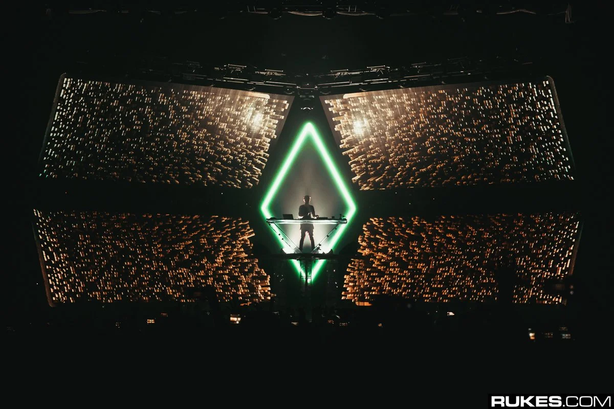 ZEDD-EchoTour-10.jpg