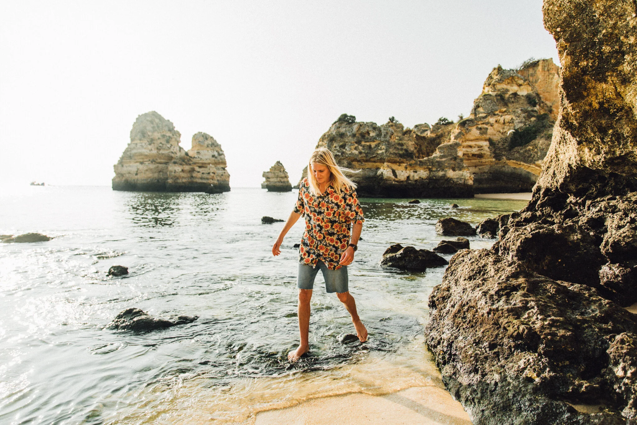 901443 garageland shirt young suns.jpg