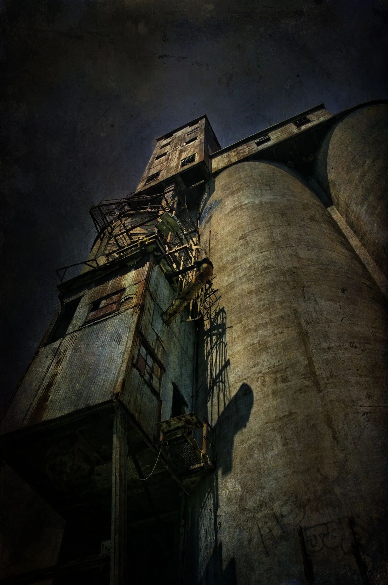 SILOS TEXT.jpg