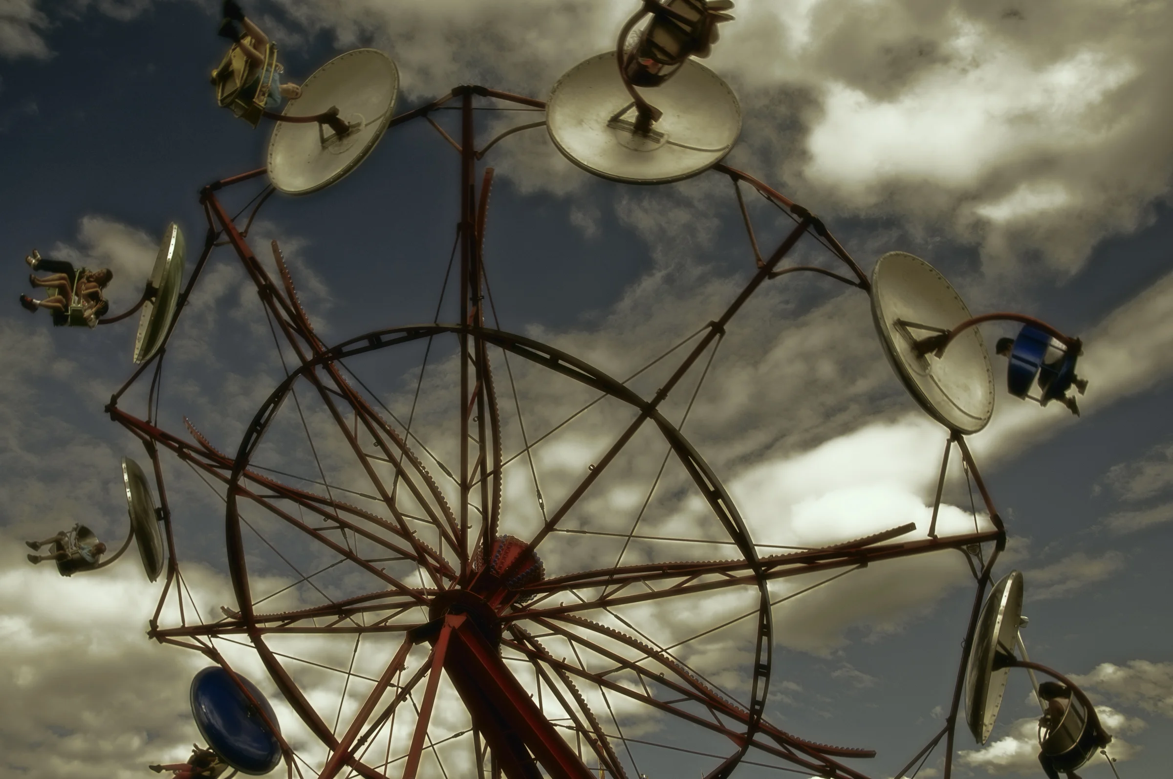FAIRGROUND 2.jpg