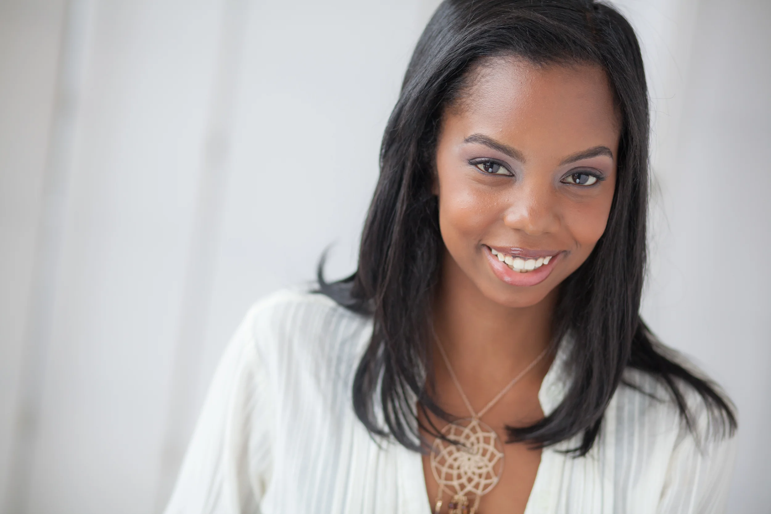      

 
     Actress∙Singer∙Dancer∙Story-teller      Hailing from the City of Brotherly Love, DeAnna made her stage debut at the age of seven in a school production of&nbsp;The Music Man. &nbsp;Just as she saw that "the Wells Fargo Wagon" was "a-com