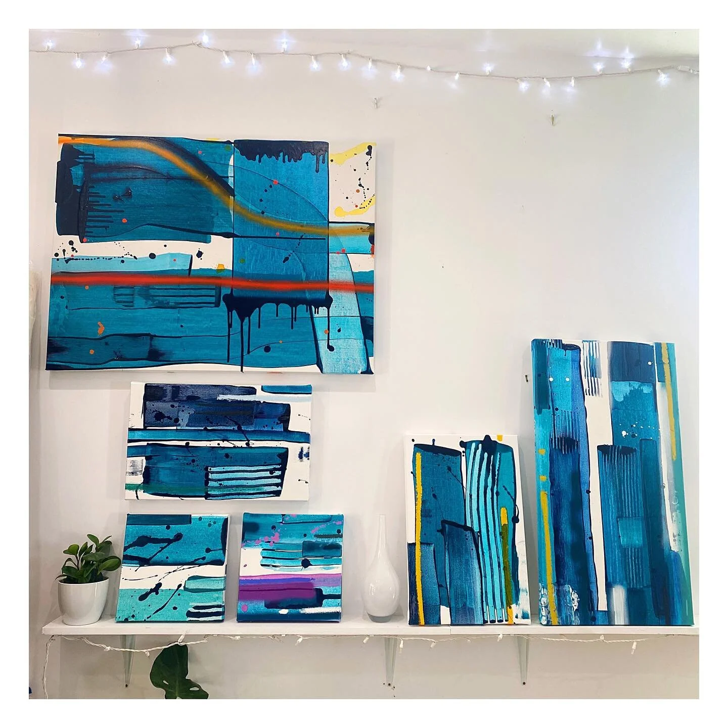 Stretching paintings and stuff. Glad to be back in the art studio.😬
.
.
.
.
.
.
.
.
. #artstudio #artgallery #onthewall #newart #series #feelingteal #abstractart #modernart #artistsoninstagram #santacruzartist #visualartistnetwork #studioscene #dail