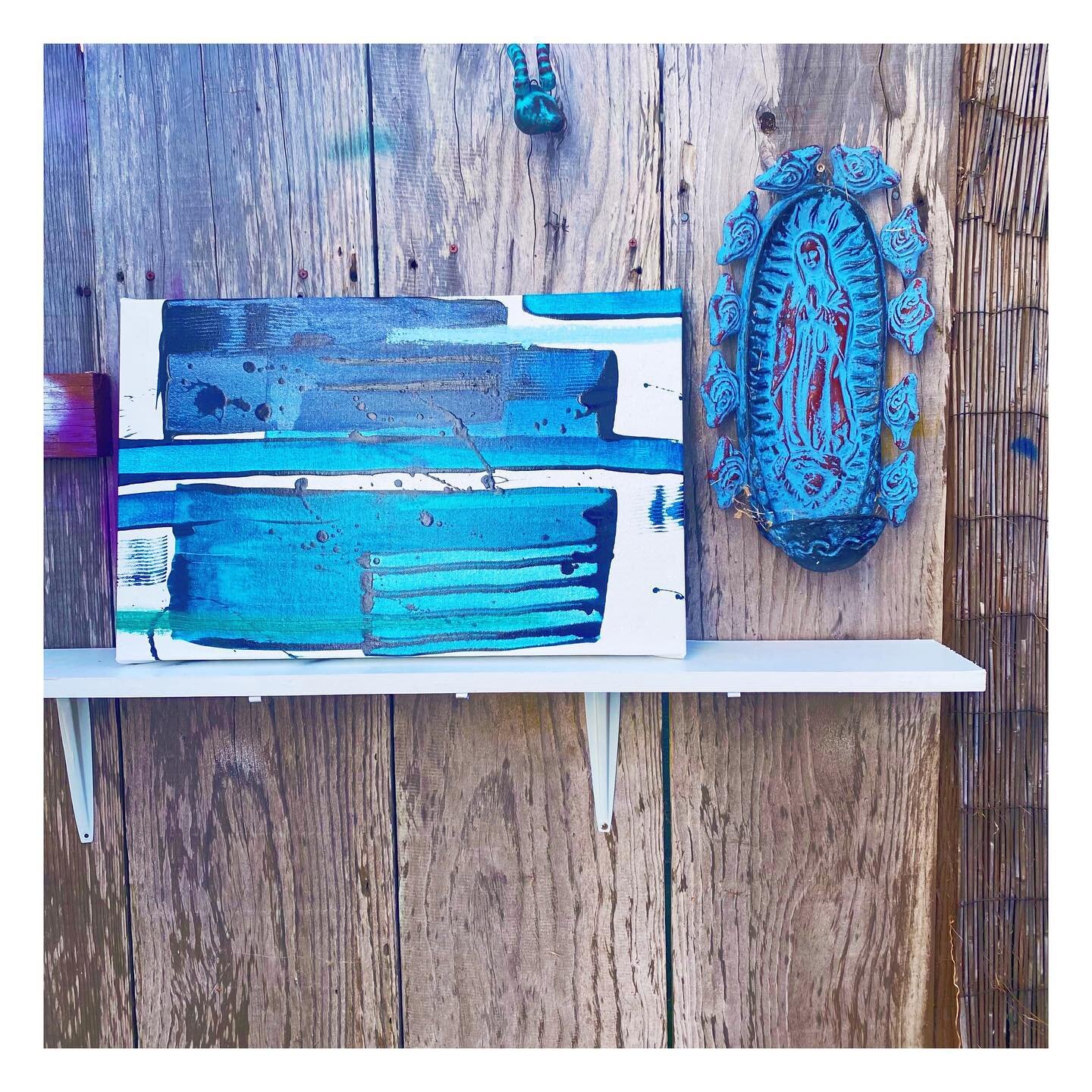 I have new shelving in the art studio so I put the old shelving outside.
.
.
.
.
.
.
.
. #paintersdistrict #artistspassion #shelfie #artdecor #womeninabstractexpressionism #modernart #exteriordecor #blueart #new_and_abstract #zenart #feelingteal #art