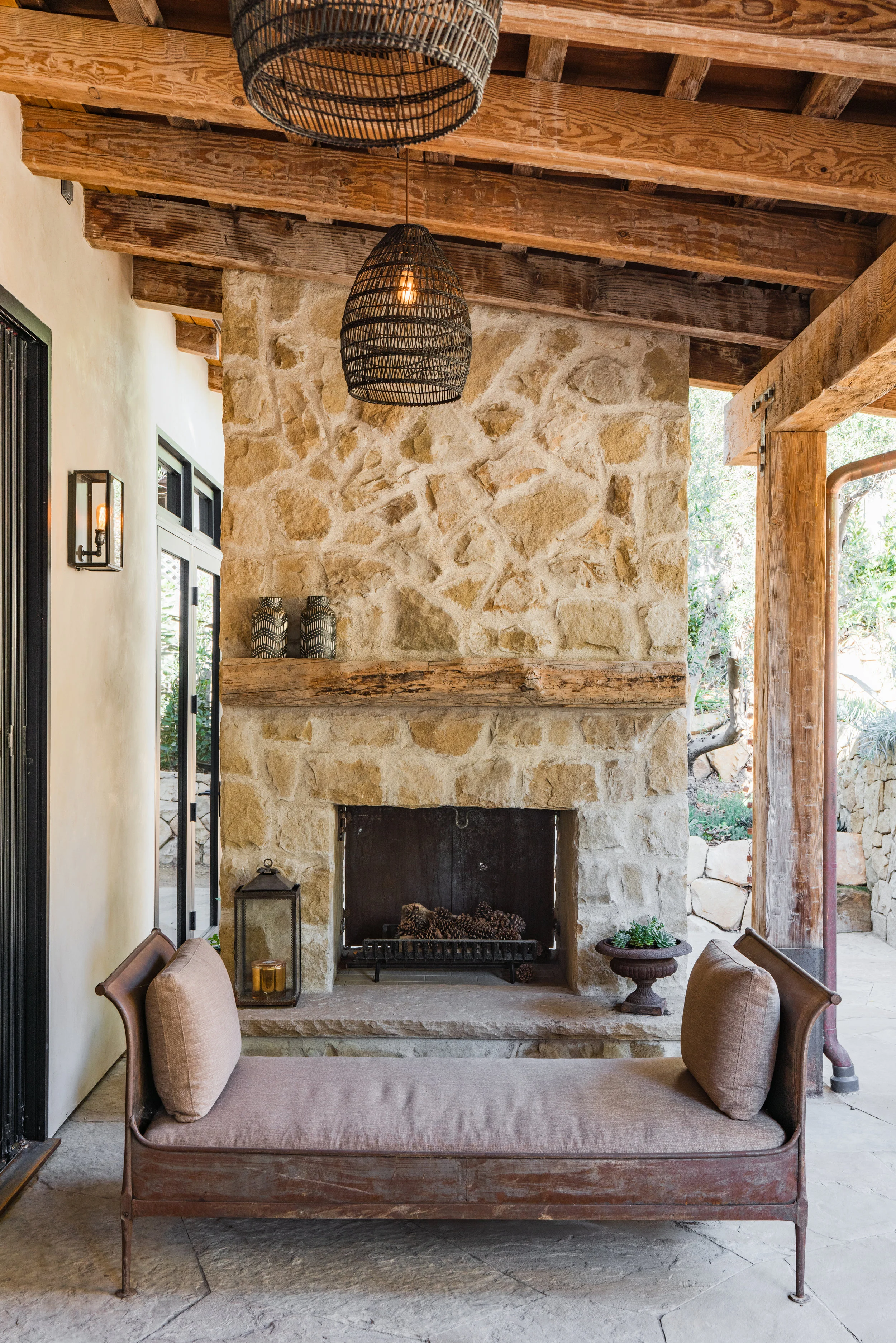 Project: Las Tunas Contractor: Arndt Construction Interior Design: Owner Landscape Architect: Brodersen Associates