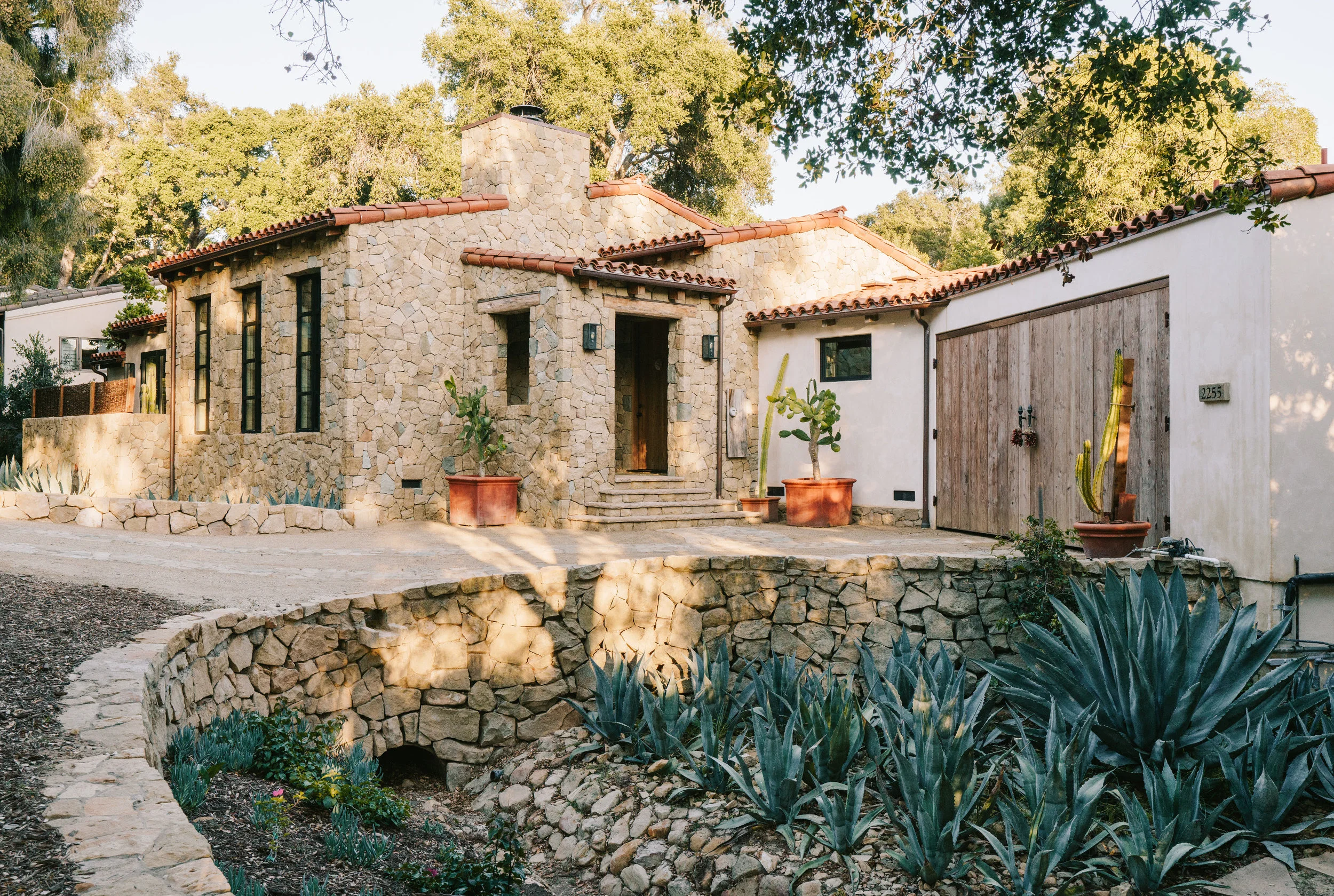 Project: Las Tunas Contractor: Arndt Construction Interior Design: Owner Landscape Architect: Brodersen Associates