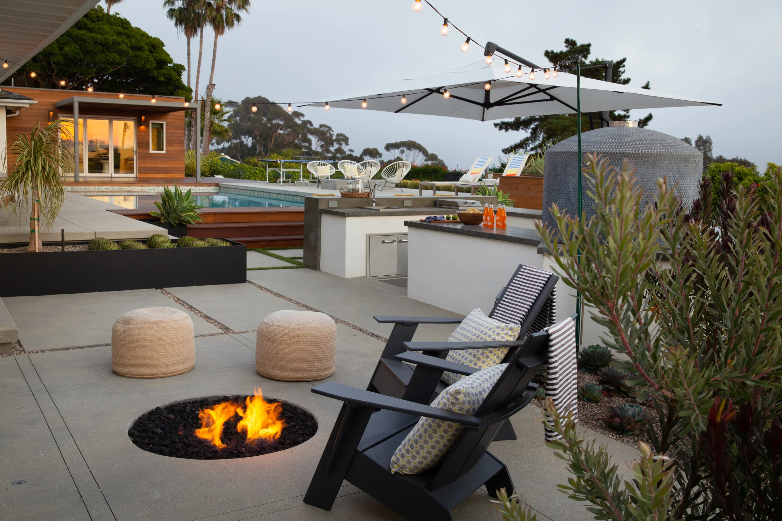 Project: Knoll Circle Contractor: Knight Construction Landscape Architect: Kiesel Design Interior Designer: Haley Bridges Design Photographer: Lepere Studio