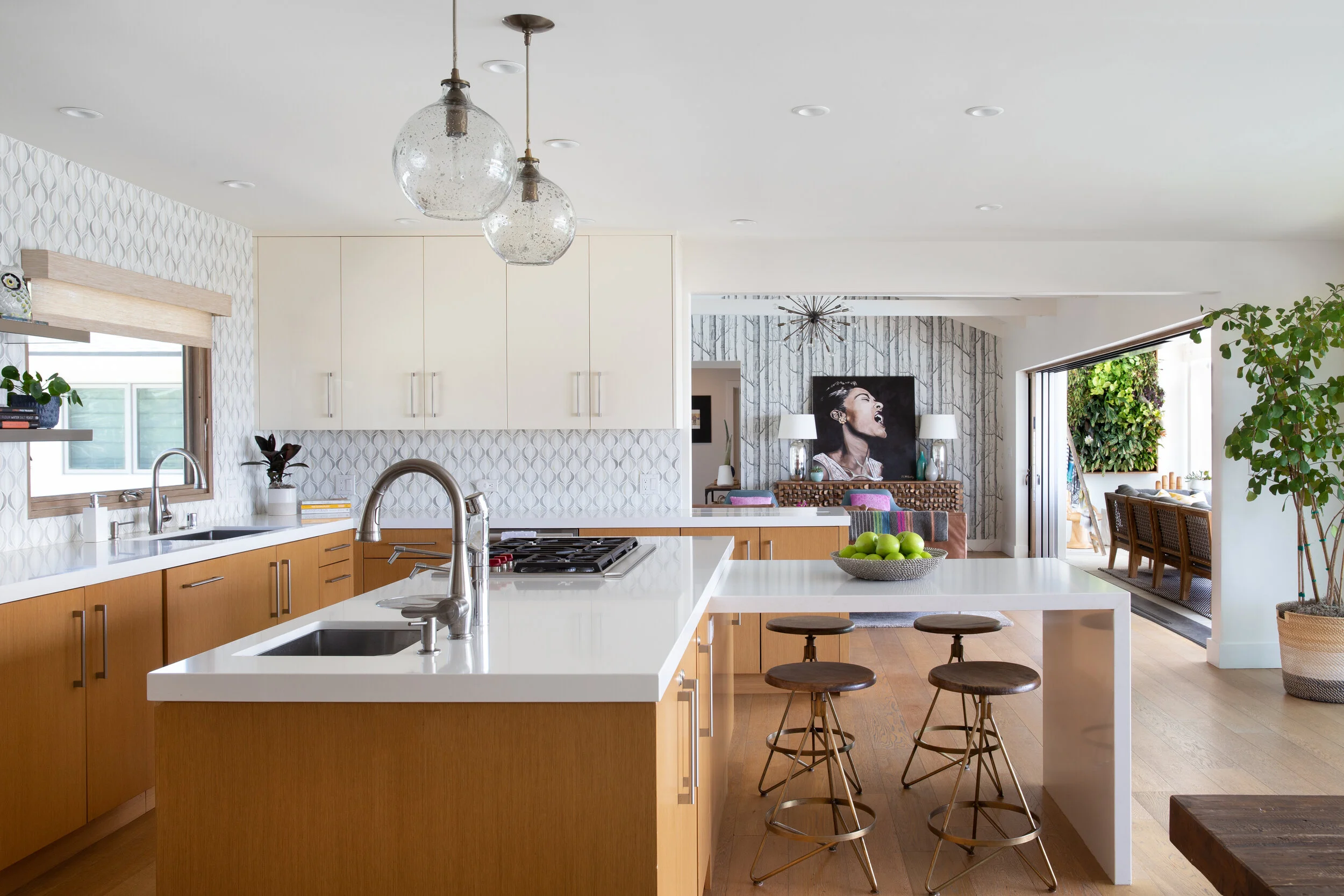 Project: Knoll Circle Contractor: Knight Construction Interior Designer: Haley Bridges Design Photographer: Lepere Studio