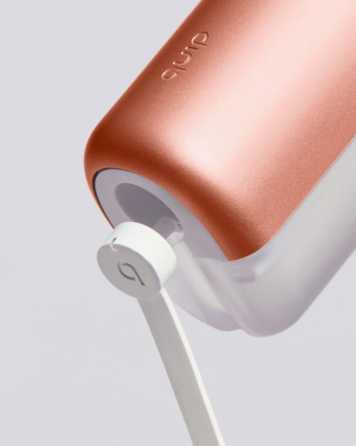 Waterfloss_Hand_Copper_082_crop.jpg