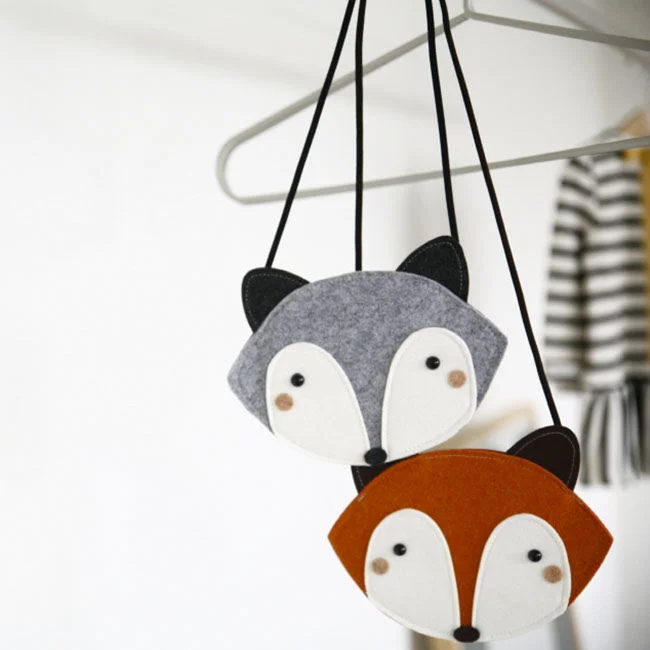 raccoon bag 1.jpg