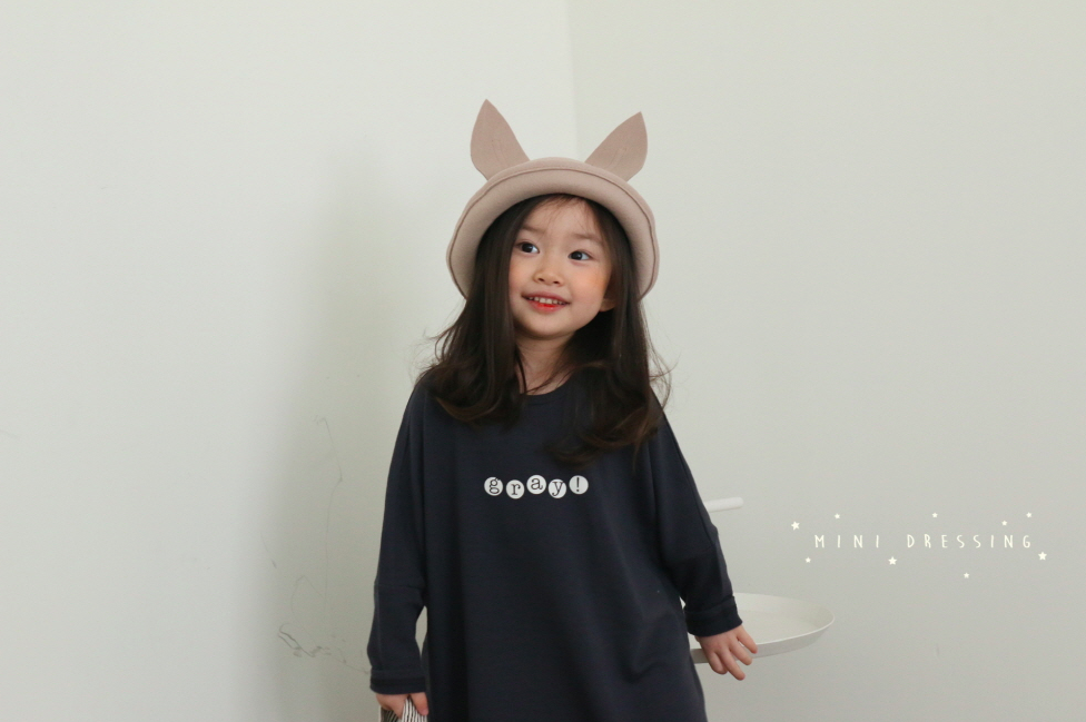 bunny hat beige 1.png