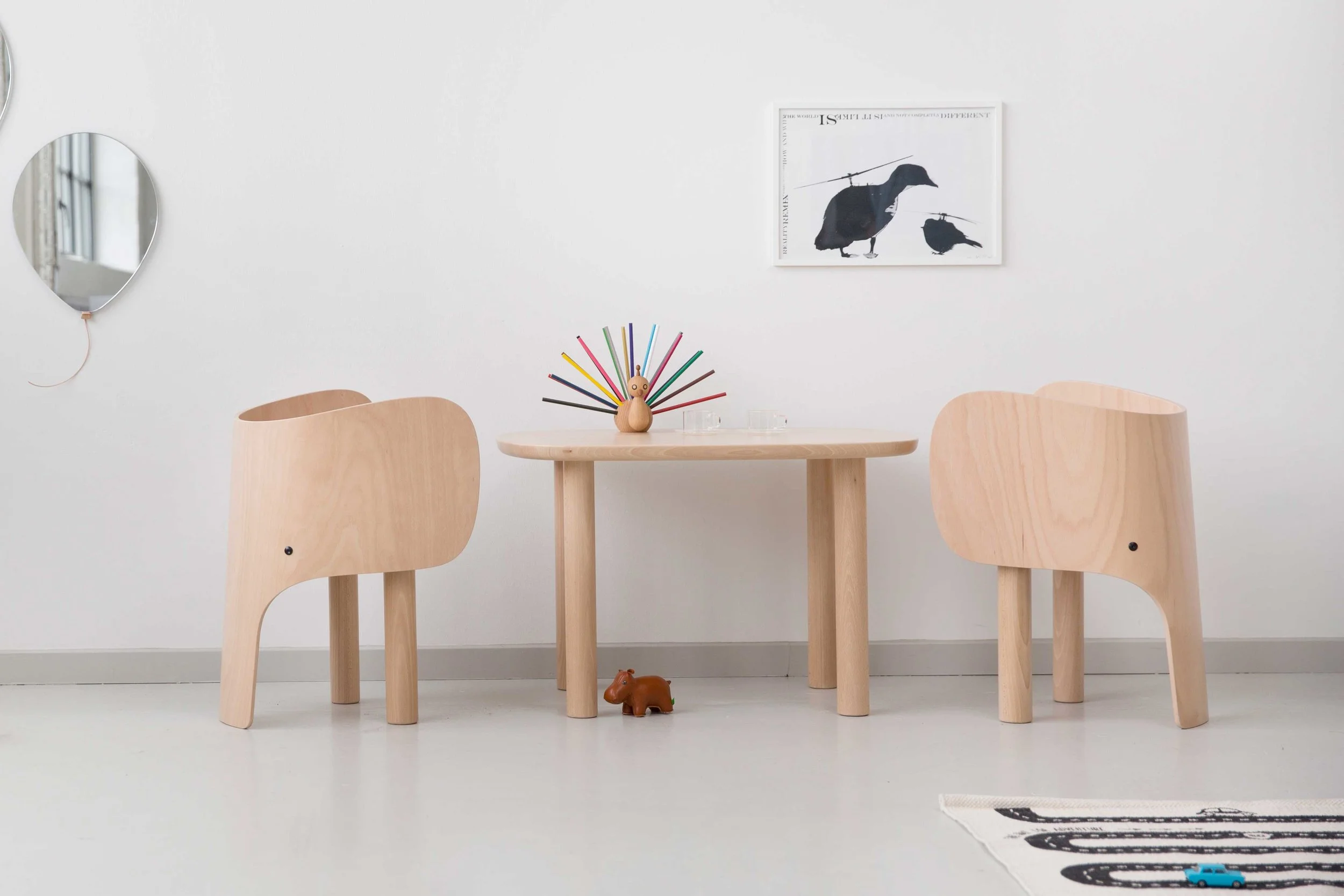 elephant chair and table 1.jpg
