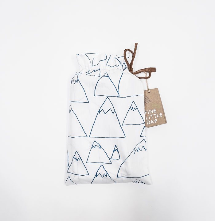 bed set bruno mountains crib 3.jpg