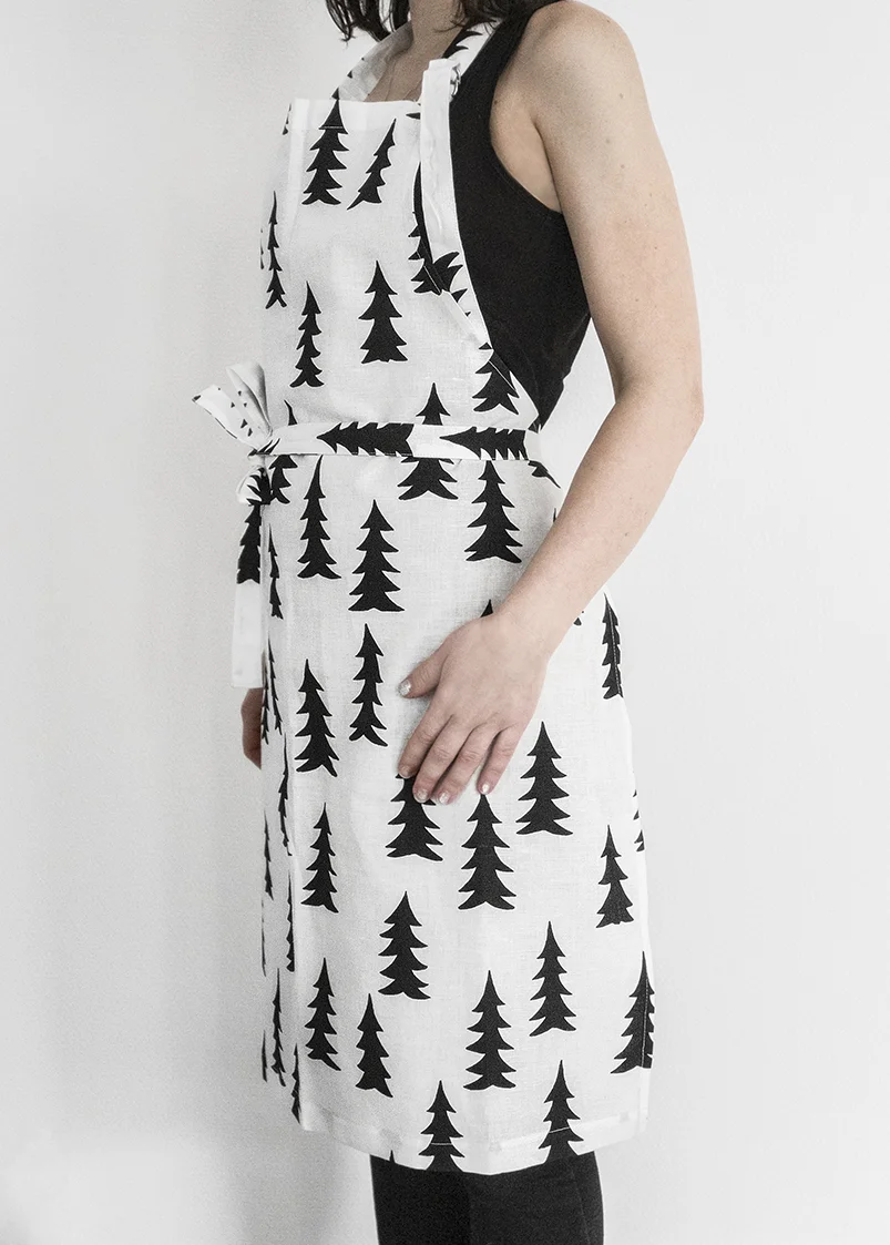 apron gran grey 2.jpg