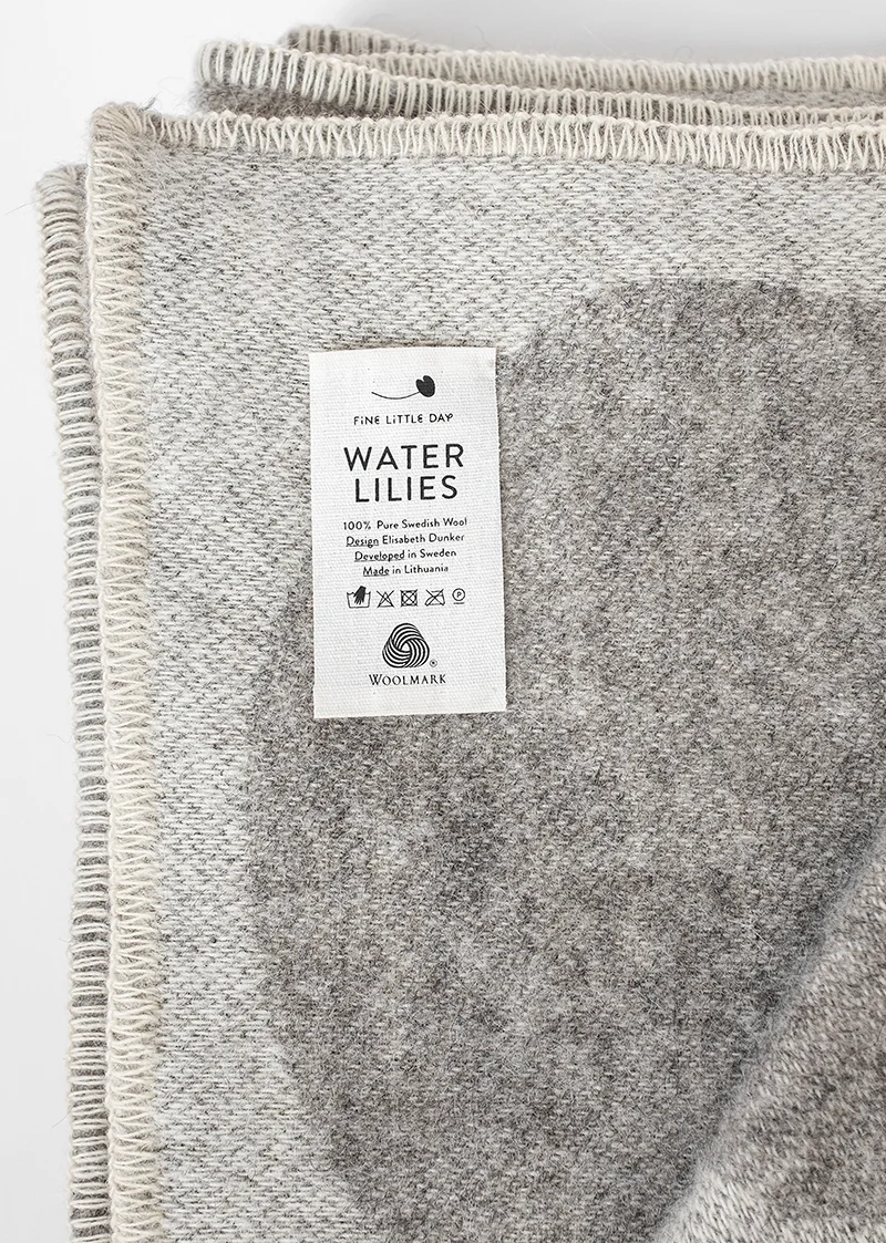 blanket wool water lilies grey 6.jpg