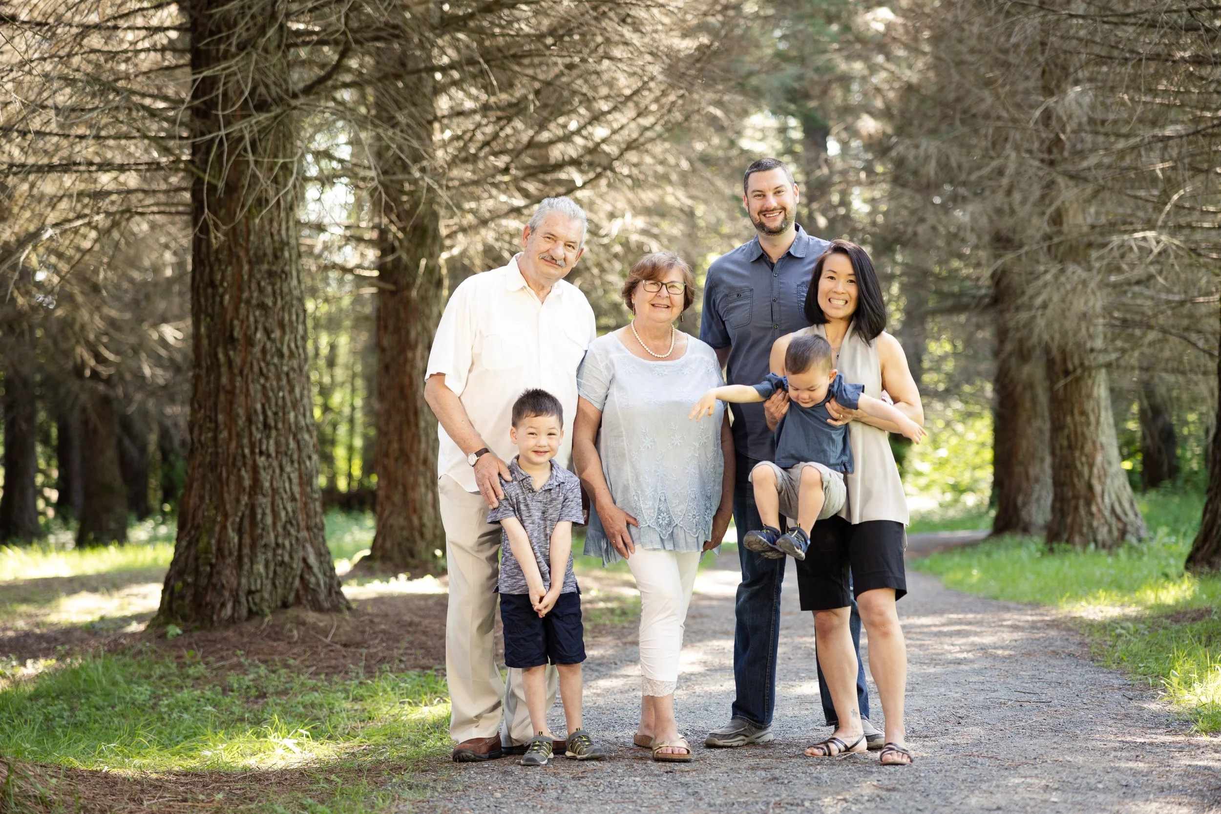 230514_lipnicki_family-62041 2.jpeg