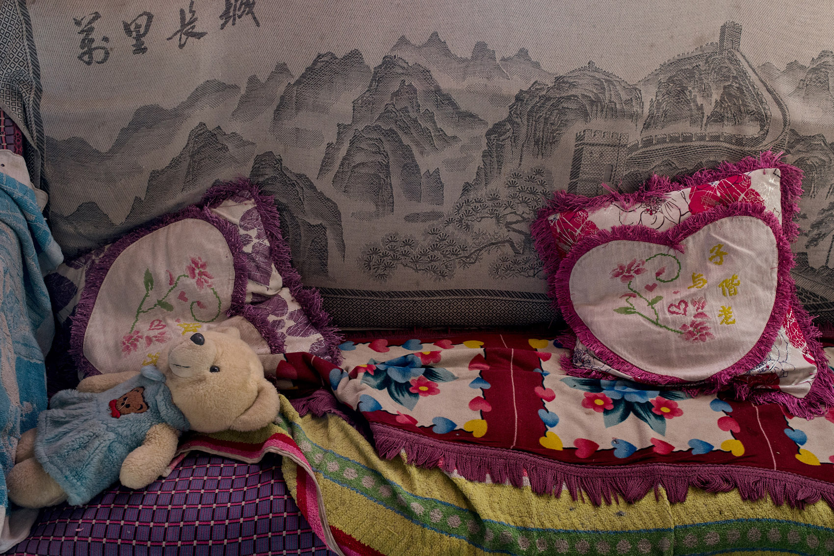 Couch in the home of Niu Wenxuan.