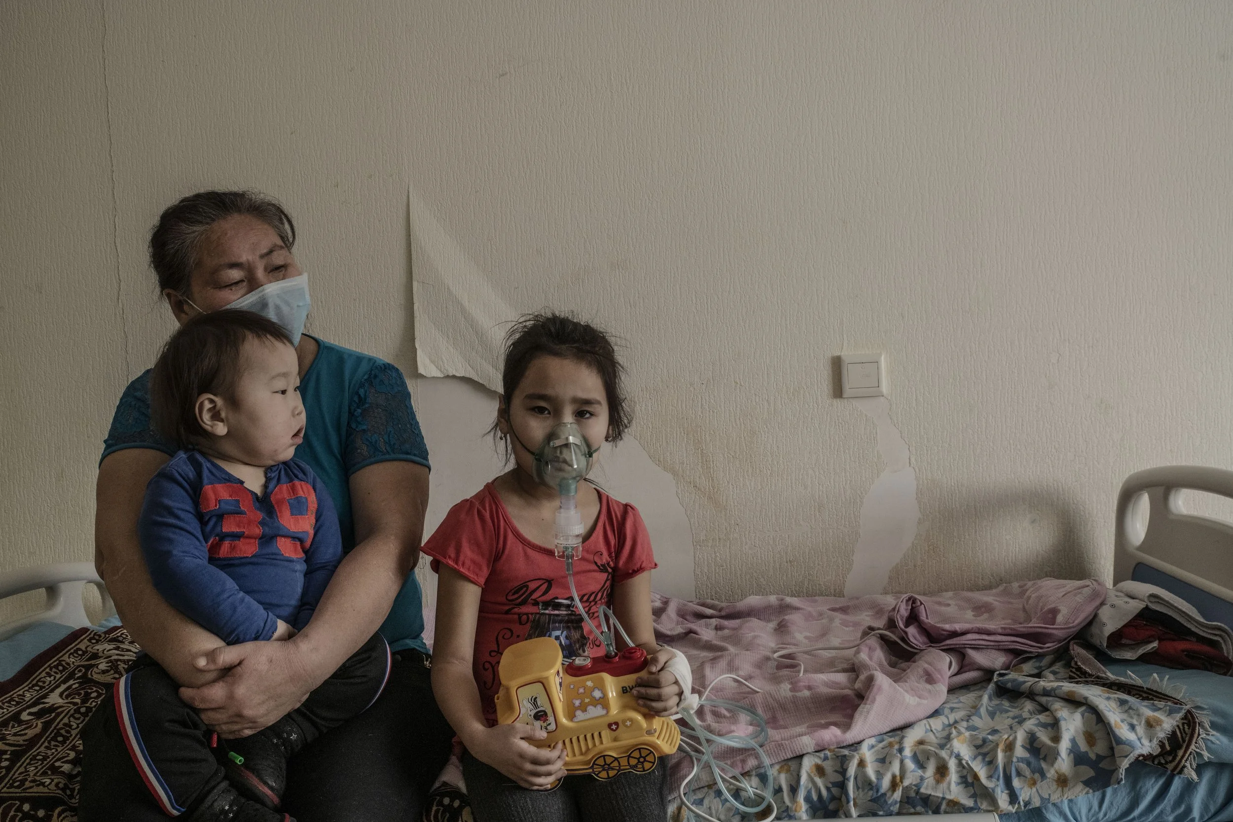 Oyu Tolgoi _100r.jpg